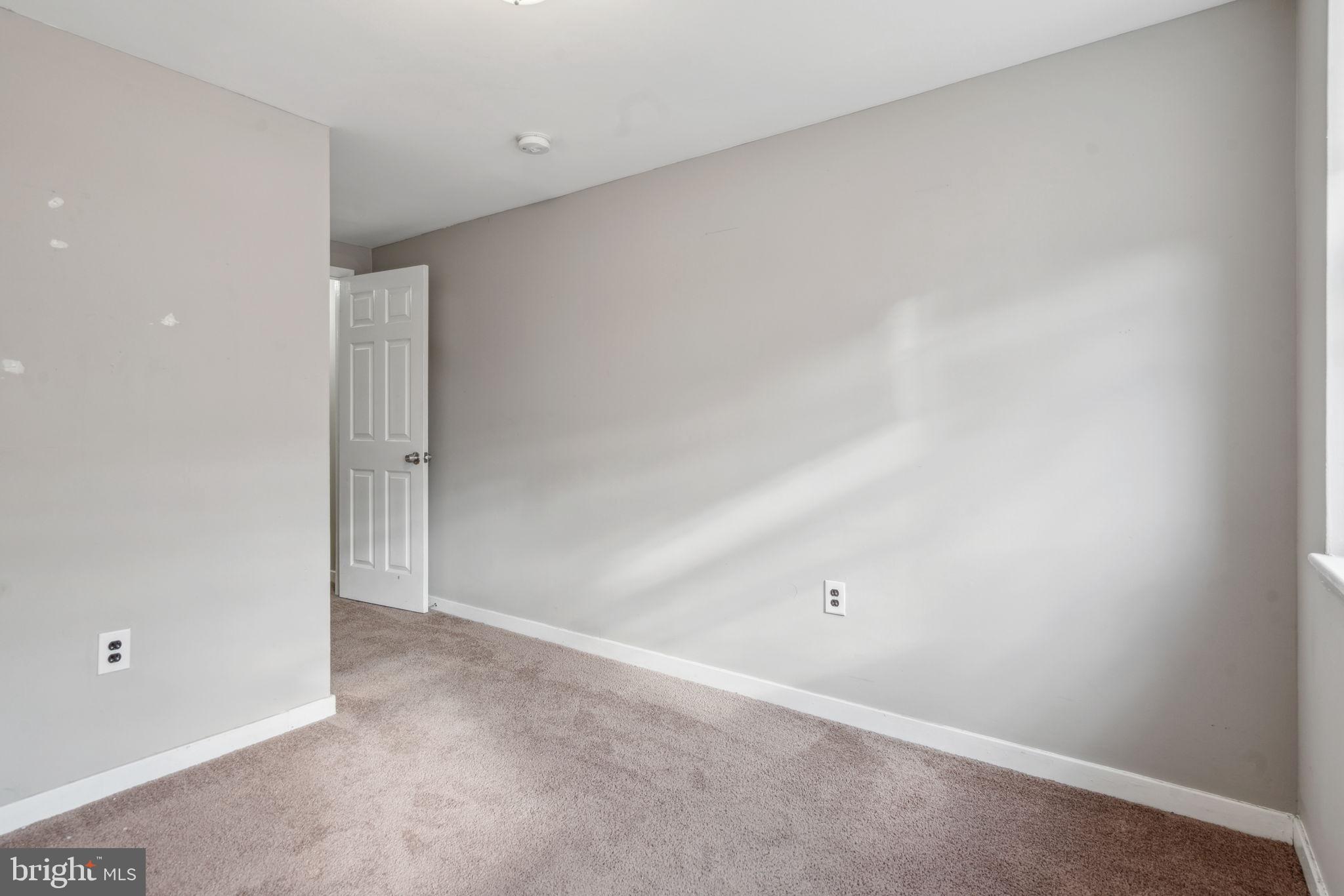 GRADUATE HOSPITAL - Residential Lease