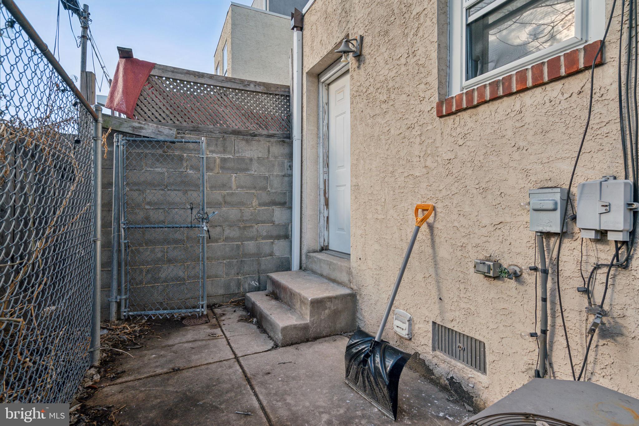 GRADUATE HOSPITAL - Residential Lease