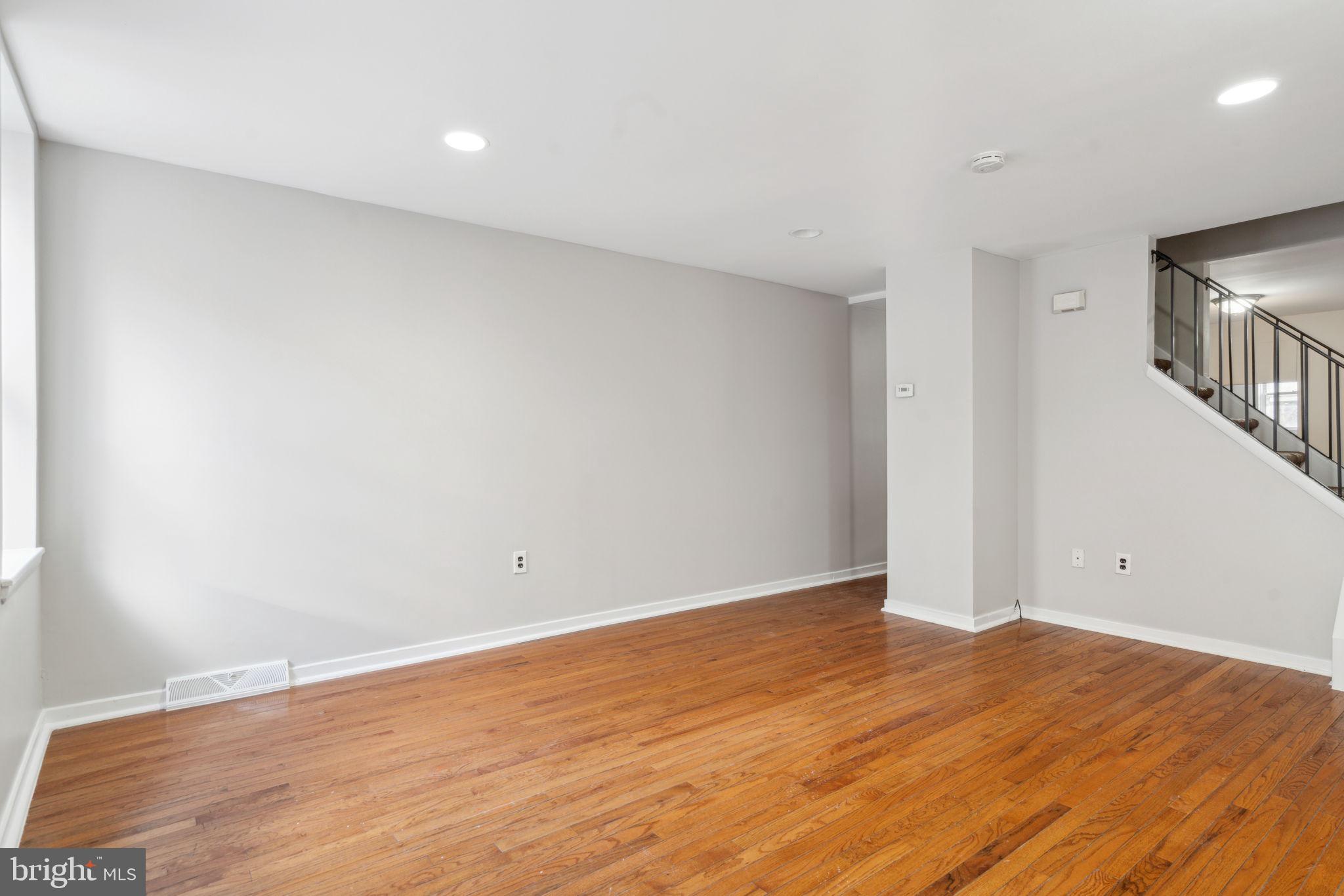 GRADUATE HOSPITAL - Residential Lease