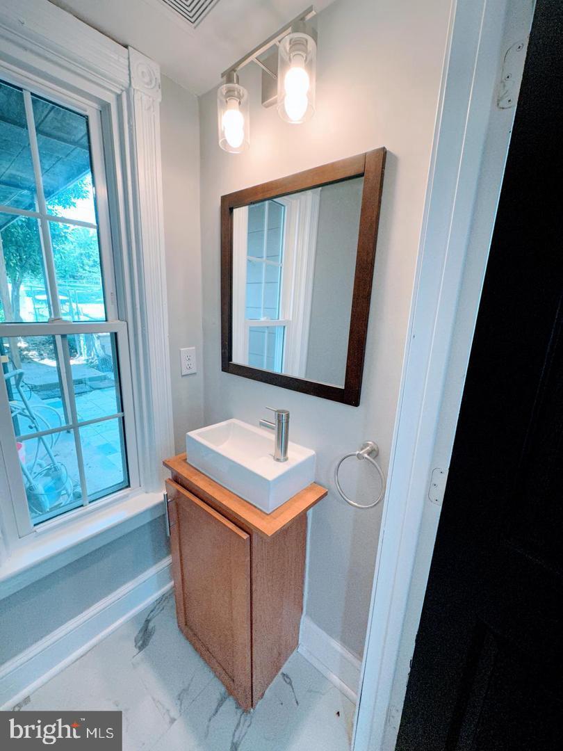 WASHINGTON COUNTY - Residential