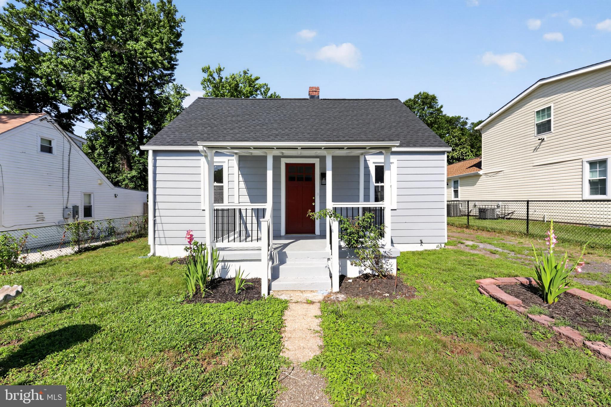1911 ARCADIA AVENUE