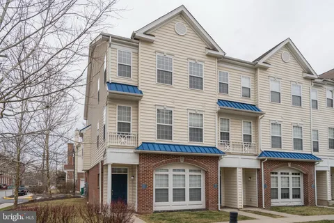 49 Clover Place Unit 49, Royersford, PA MLS: PAMC2138954