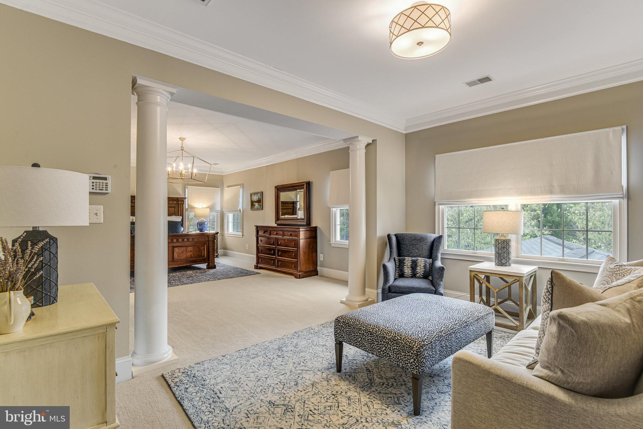 LOUDOUN VALLEY ESTATES - Residential