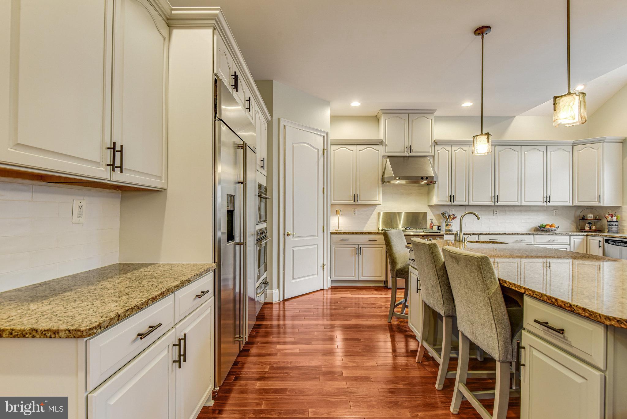 LOUDOUN VALLEY ESTATES - Residential