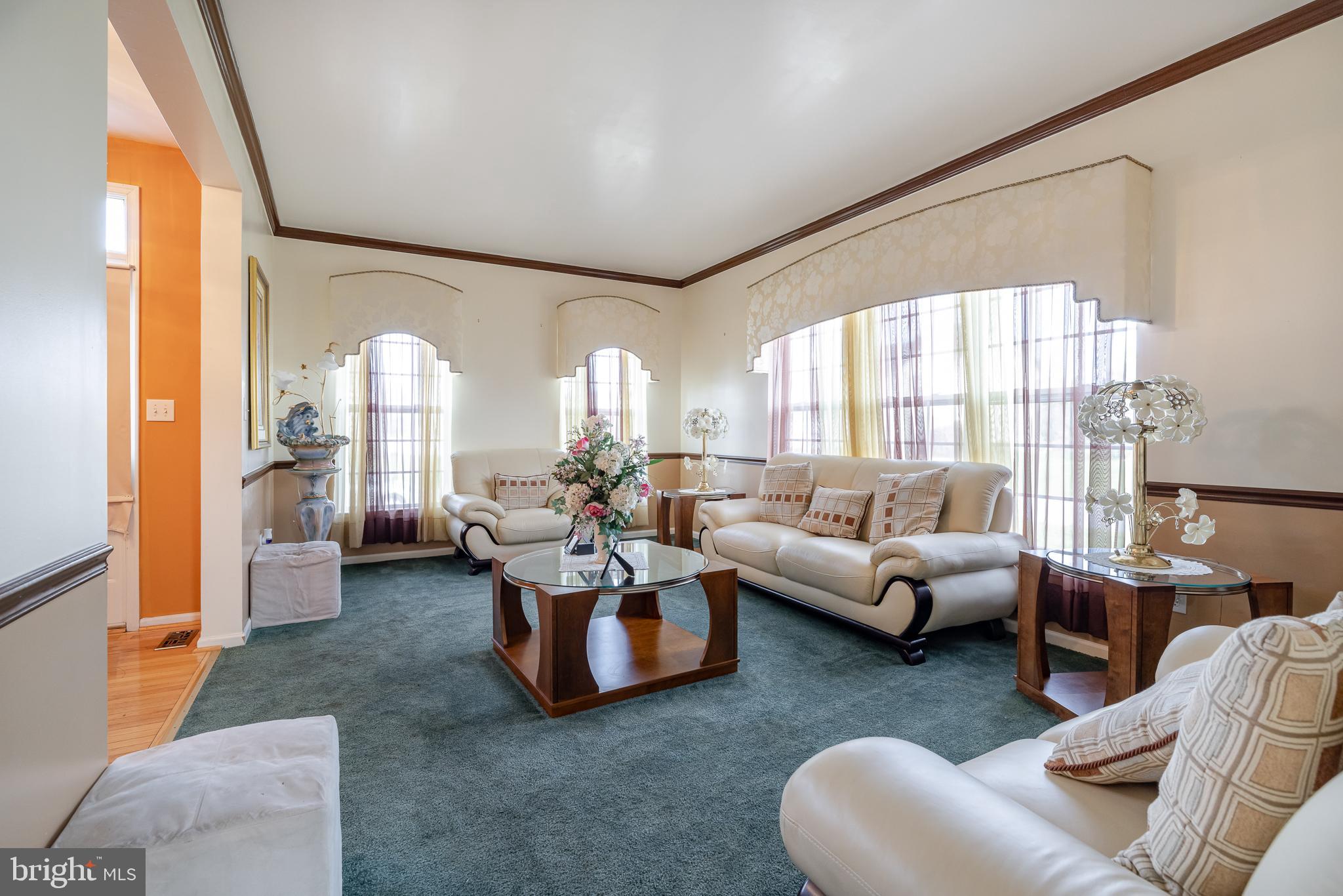 13 SEACROFT DRIVE