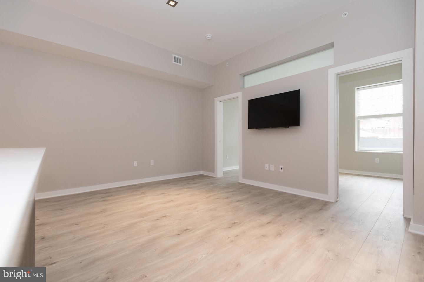 1602 SANSOM STREET 6