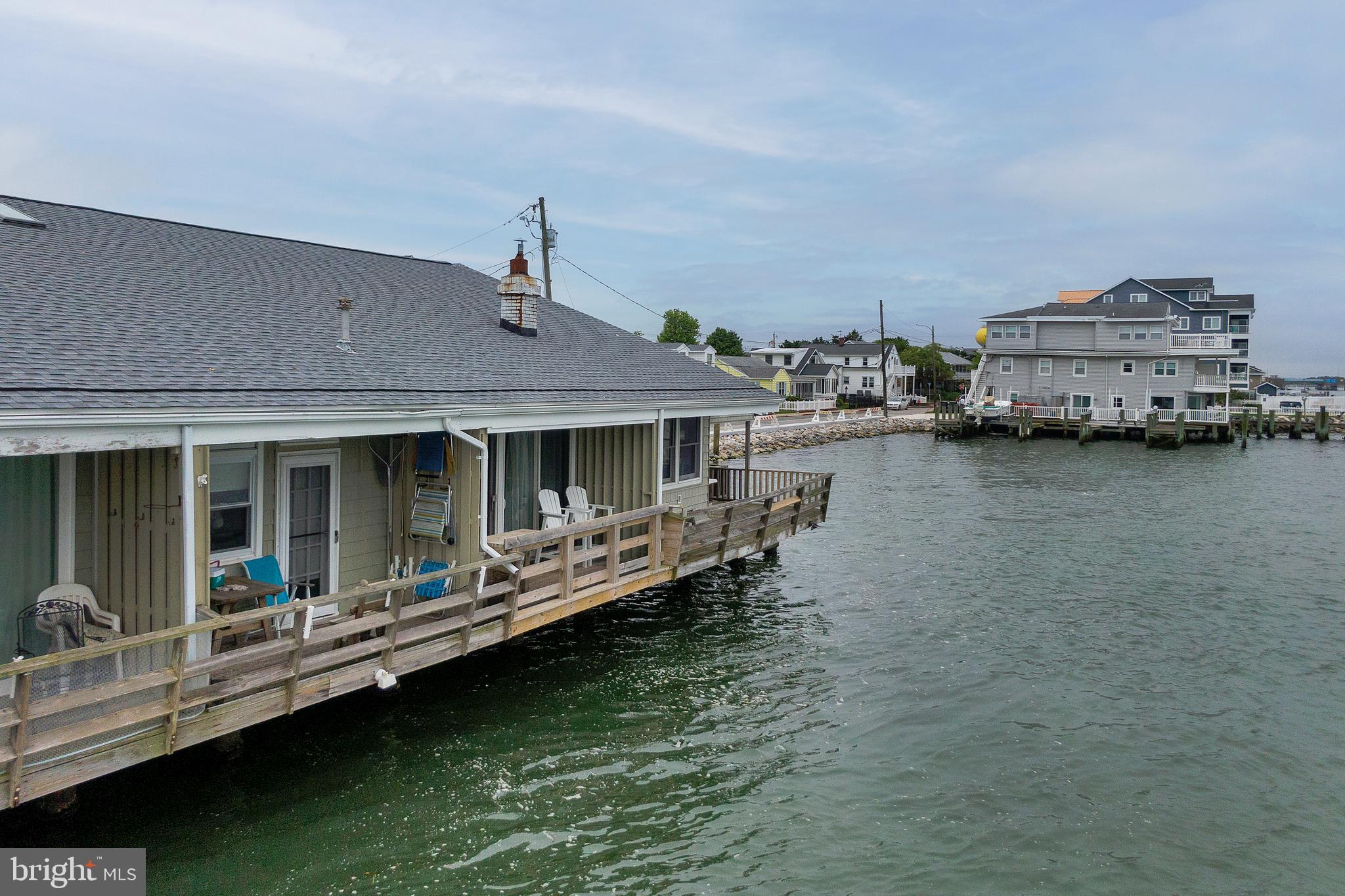 705 EDGEWATER AVENUE 705