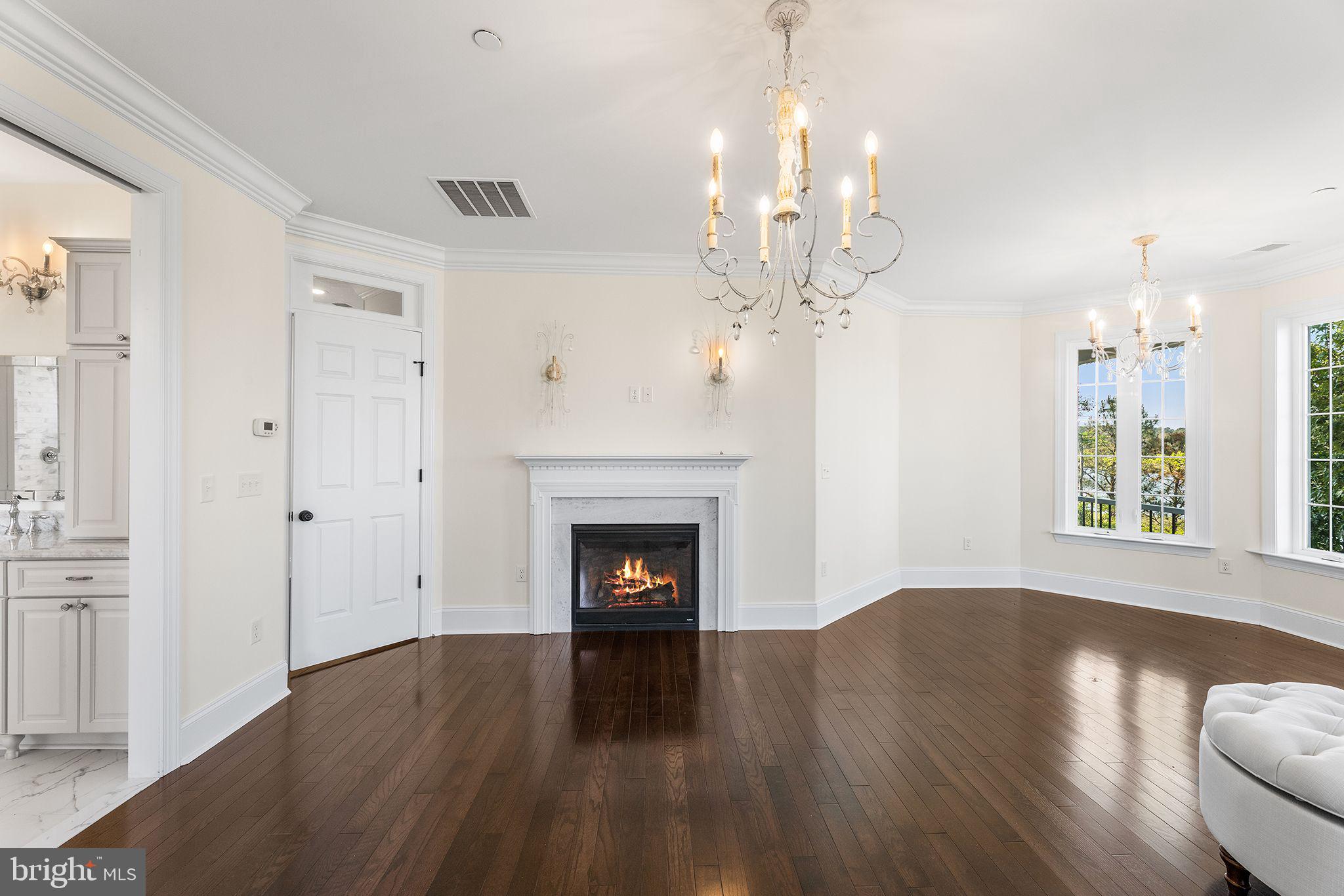 GLEN RIDDLE - Residential