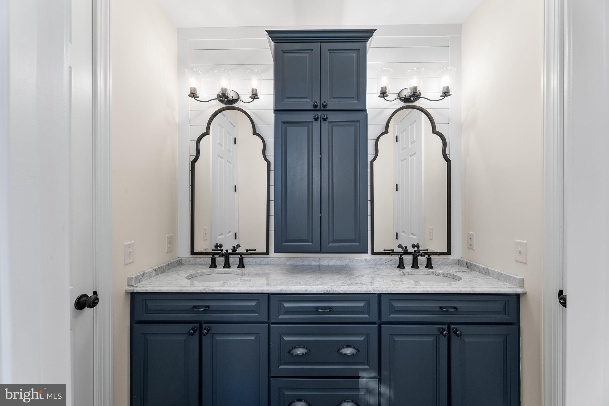 GLEN RIDDLE - Residential