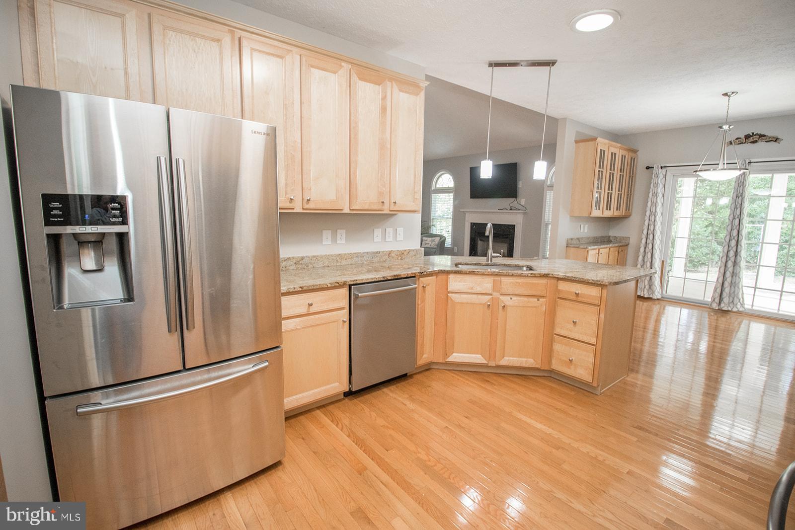 ESTATES AT SINGLETREE - Residential