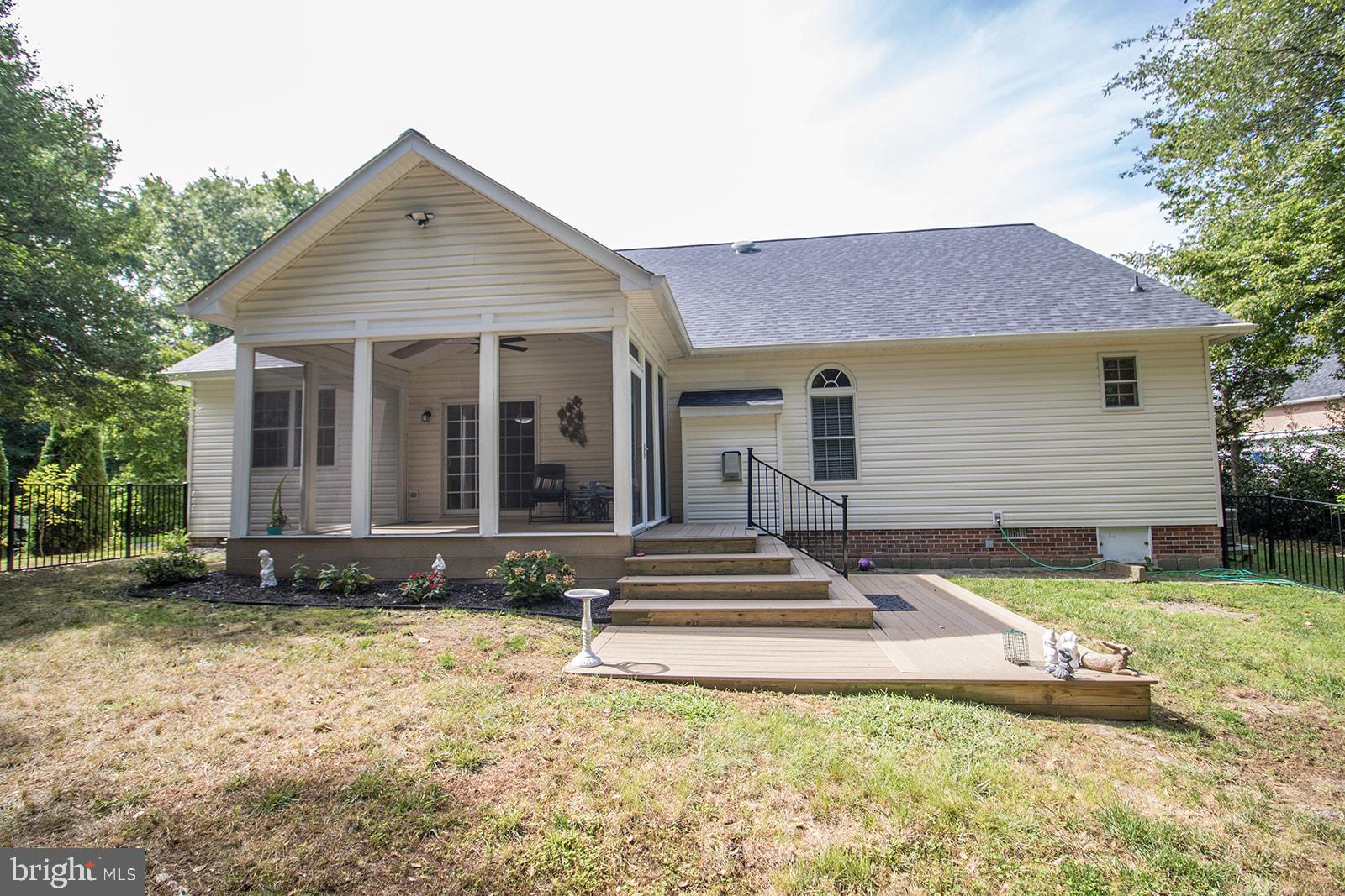 ESTATES AT SINGLETREE - Residential