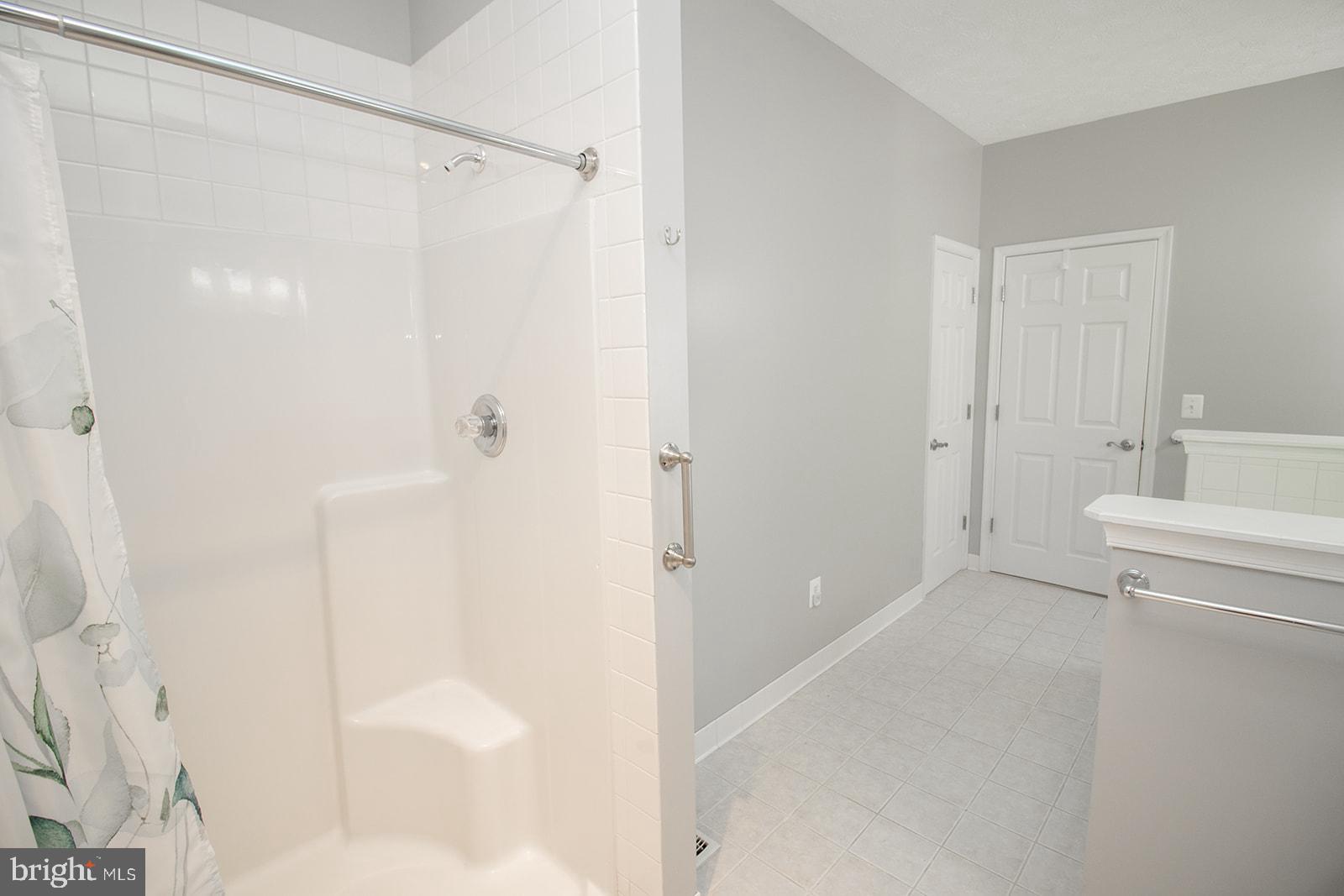 ESTATES AT SINGLETREE - Residential