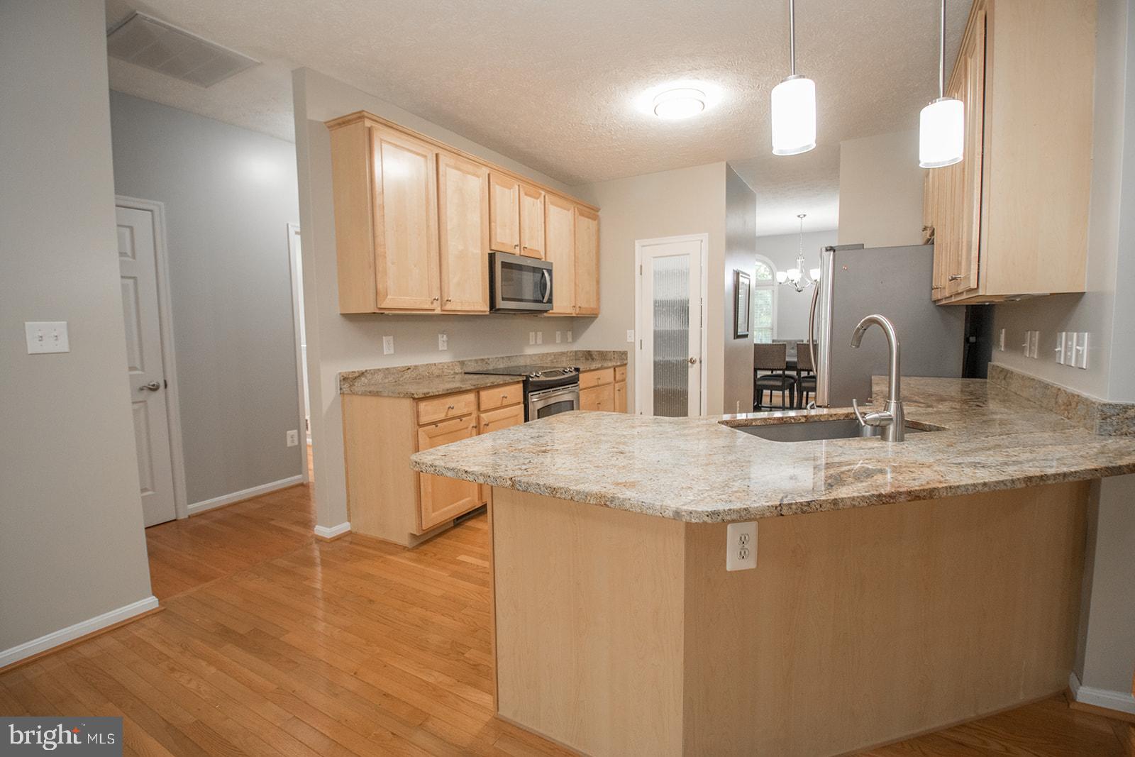 ESTATES AT SINGLETREE - Residential