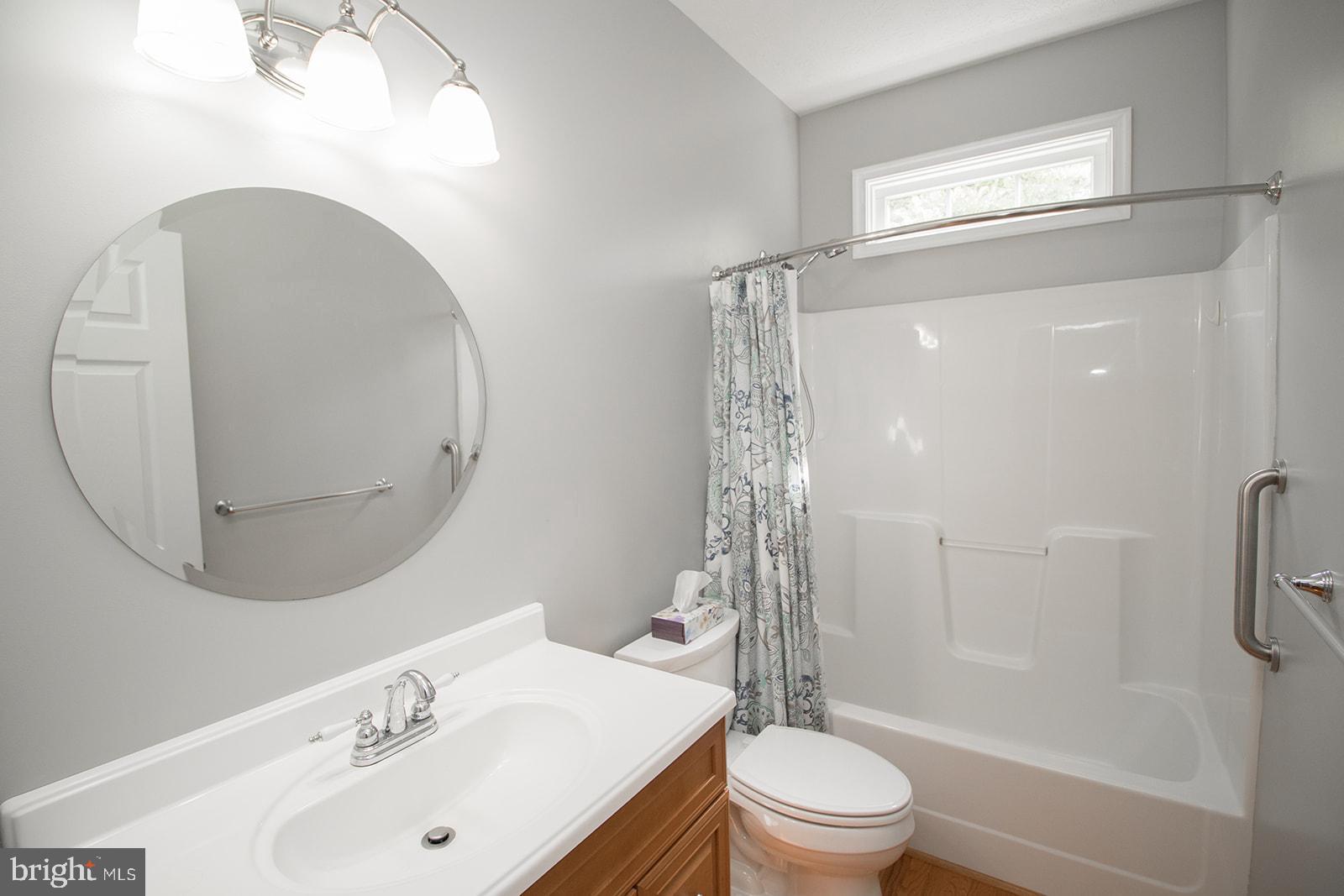 ESTATES AT SINGLETREE - Residential