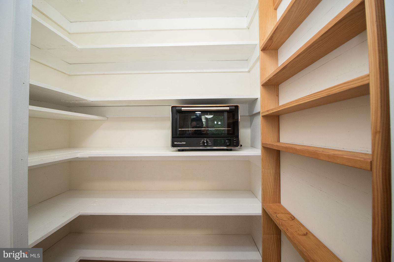 ESTATES AT SINGLETREE - Residential