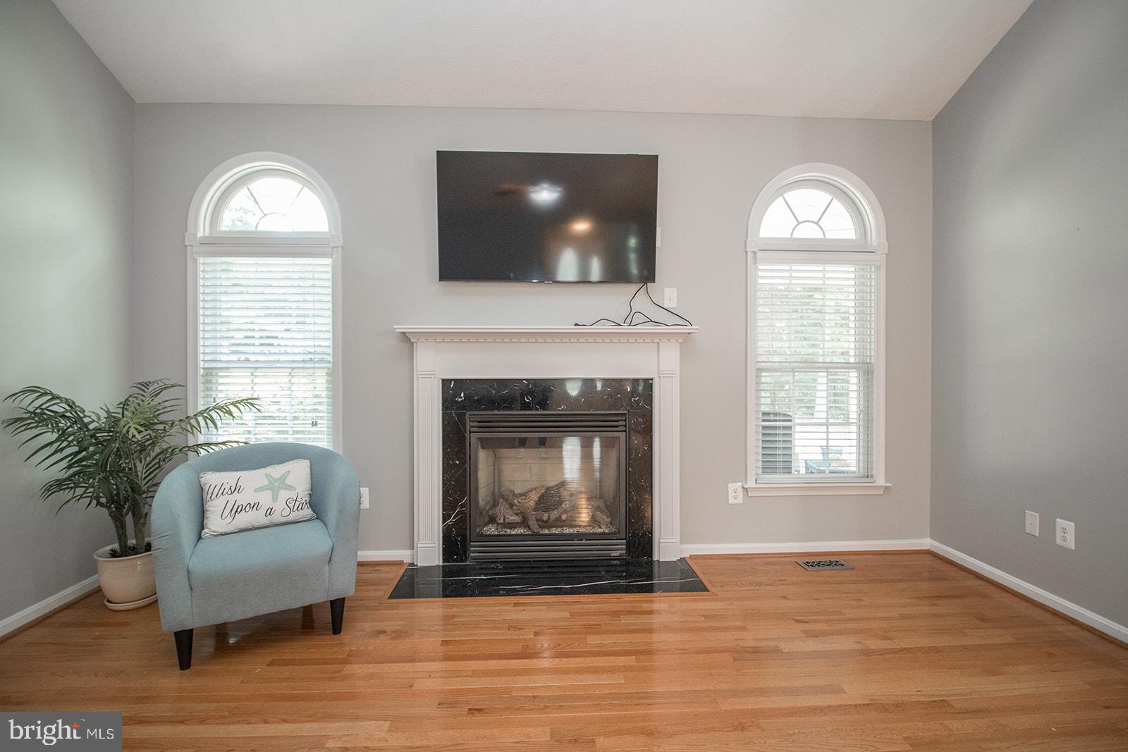 ESTATES AT SINGLETREE - Residential