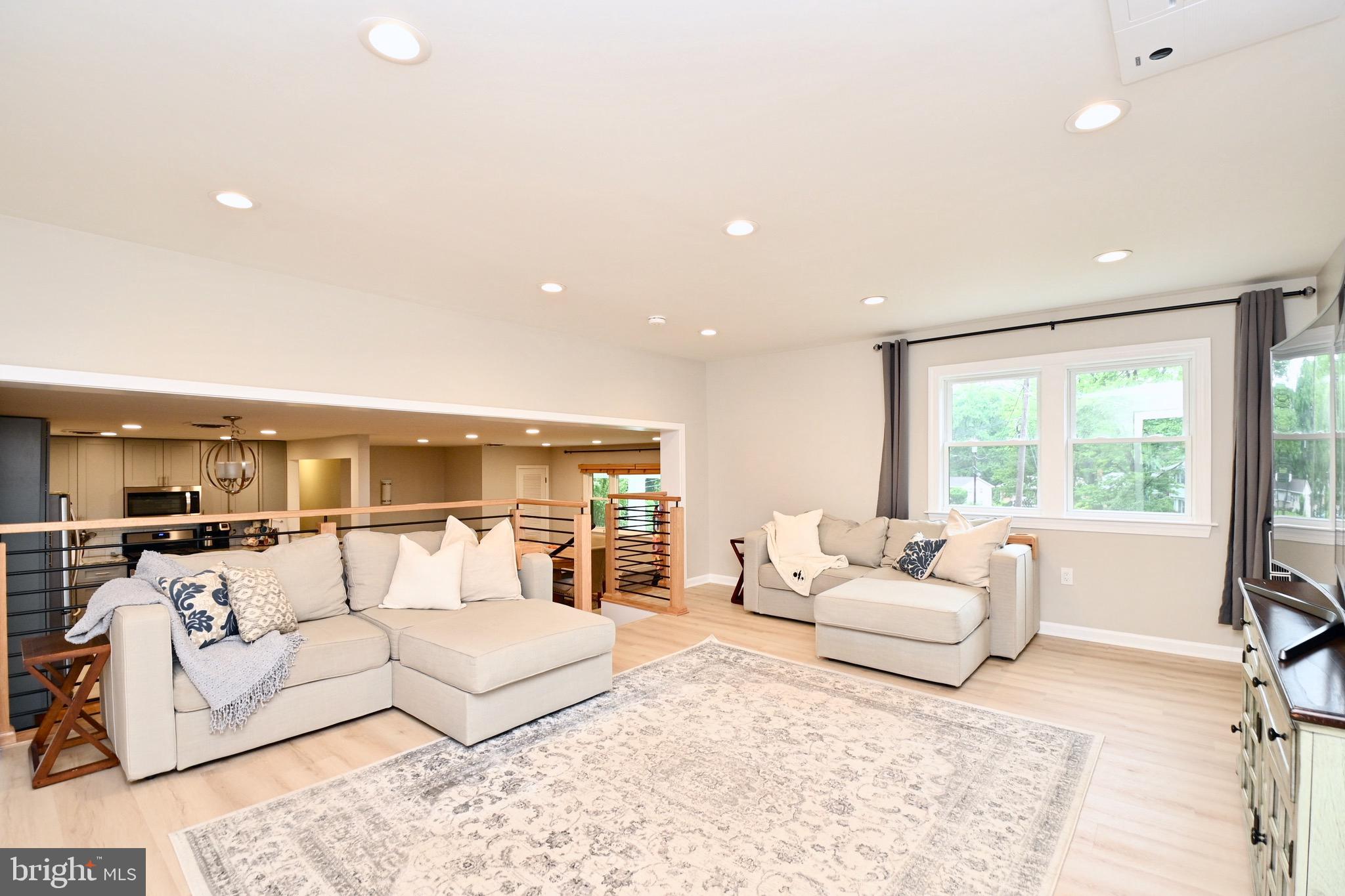 KINGWOOD PARK - Residential Lease