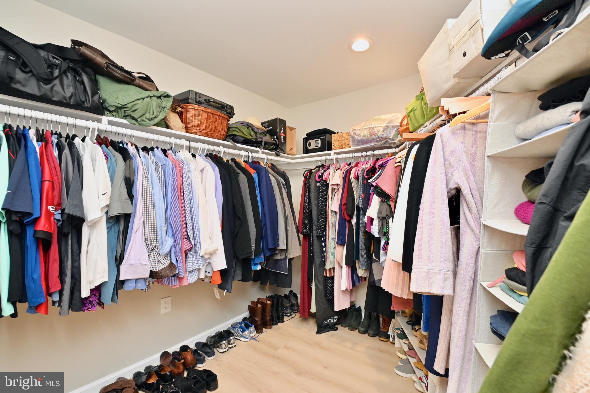 KINGWOOD PARK - Residential Lease