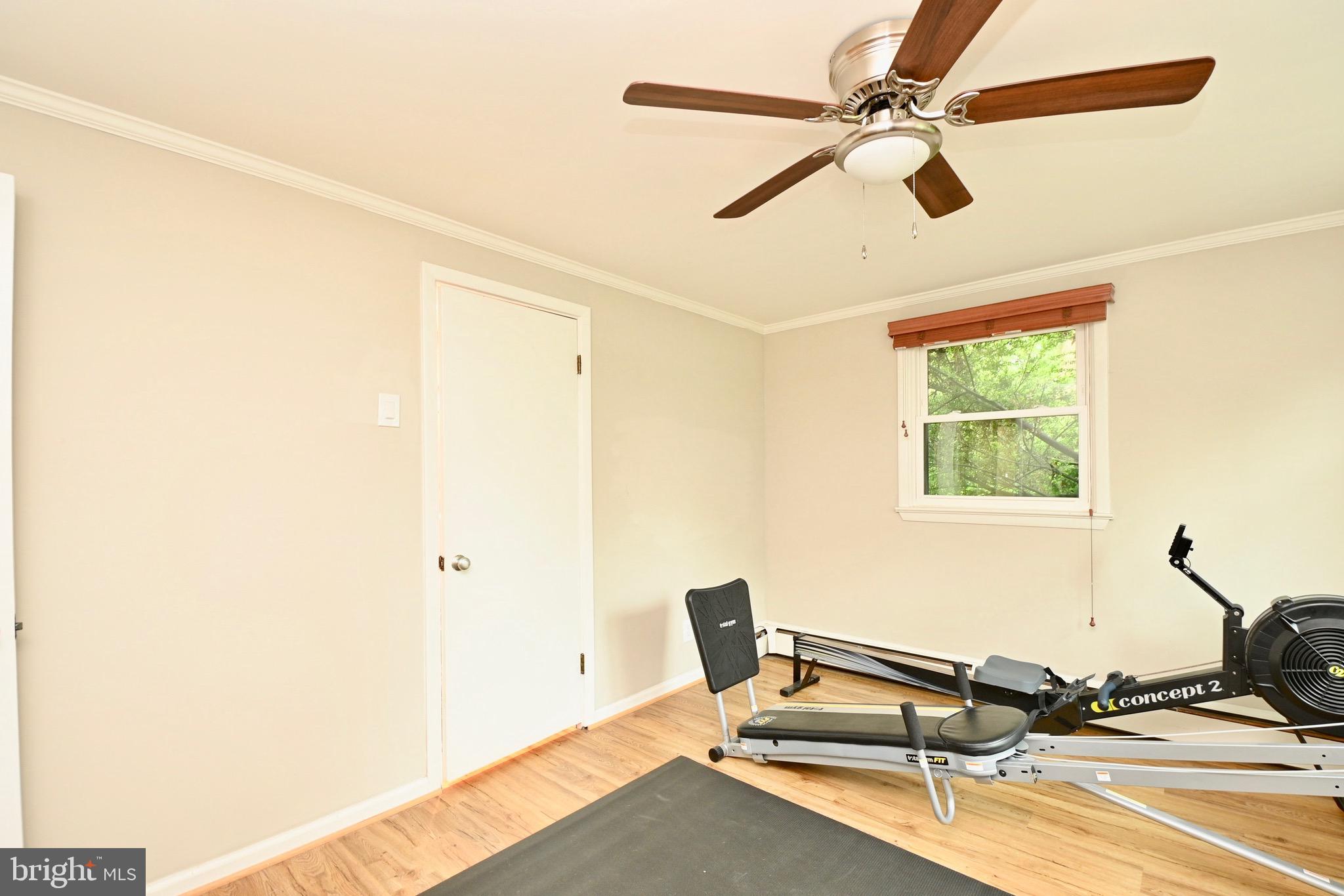 KINGWOOD PARK - Residential Lease