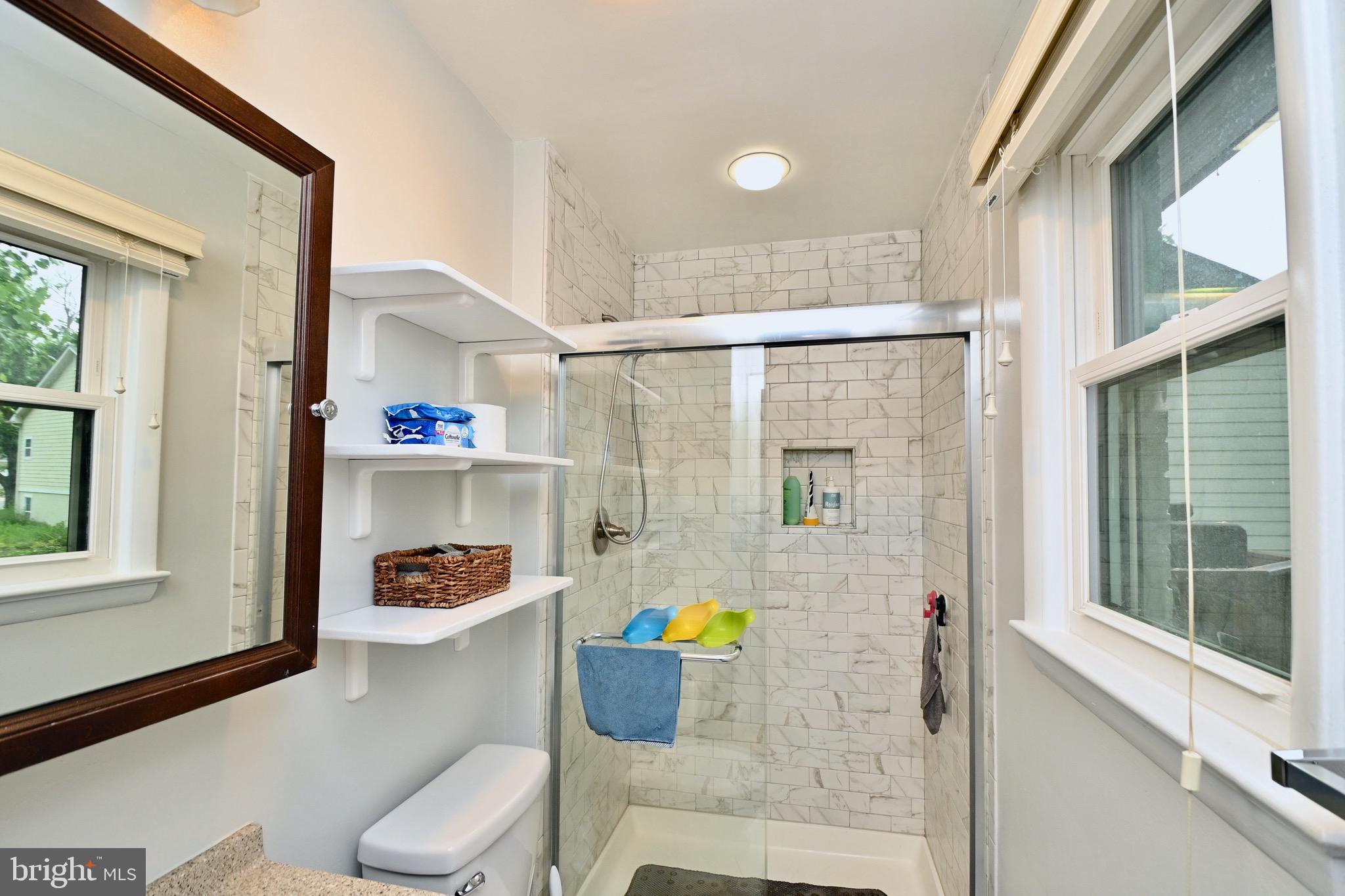 KINGWOOD PARK - Residential Lease