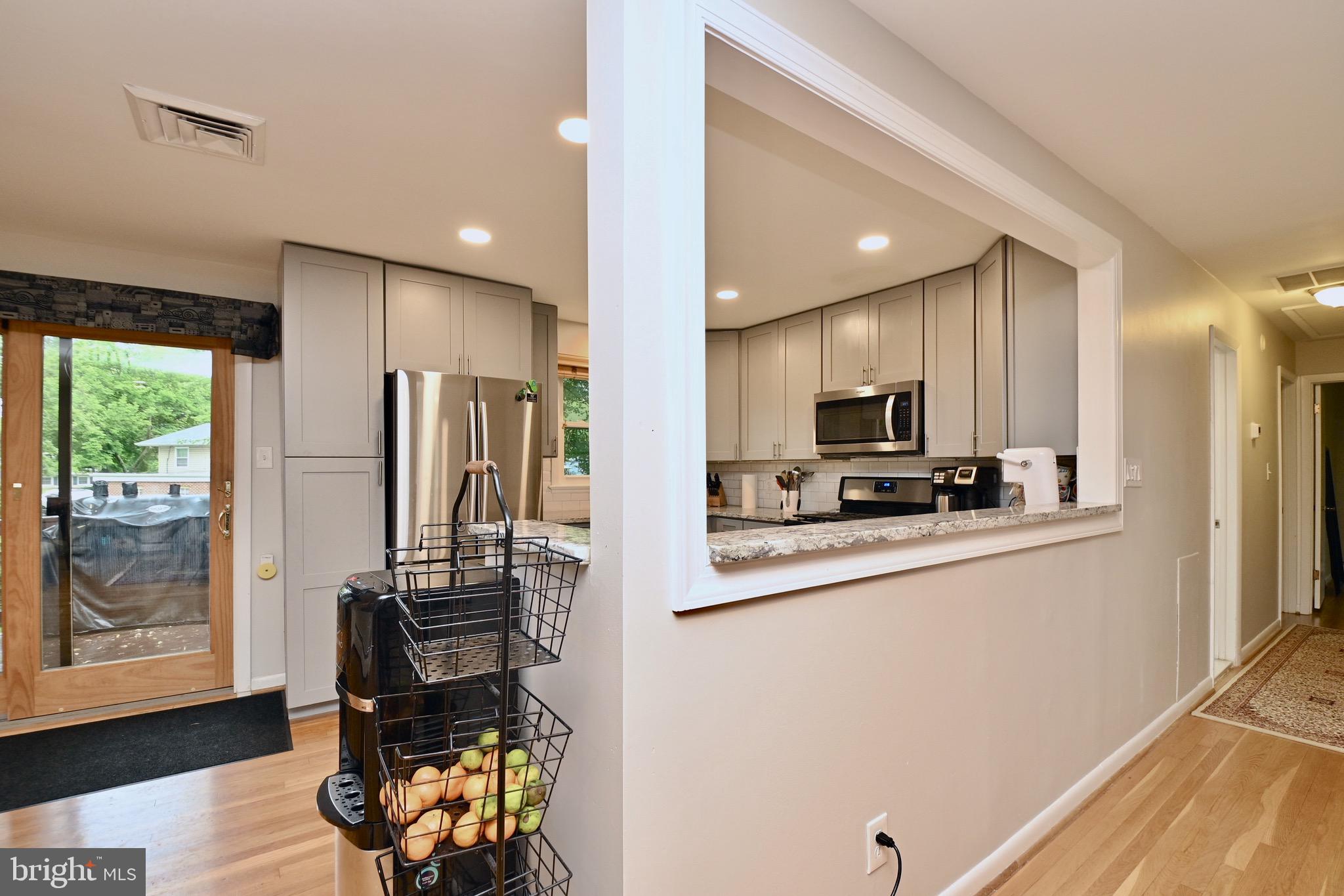 KINGWOOD PARK - Residential Lease