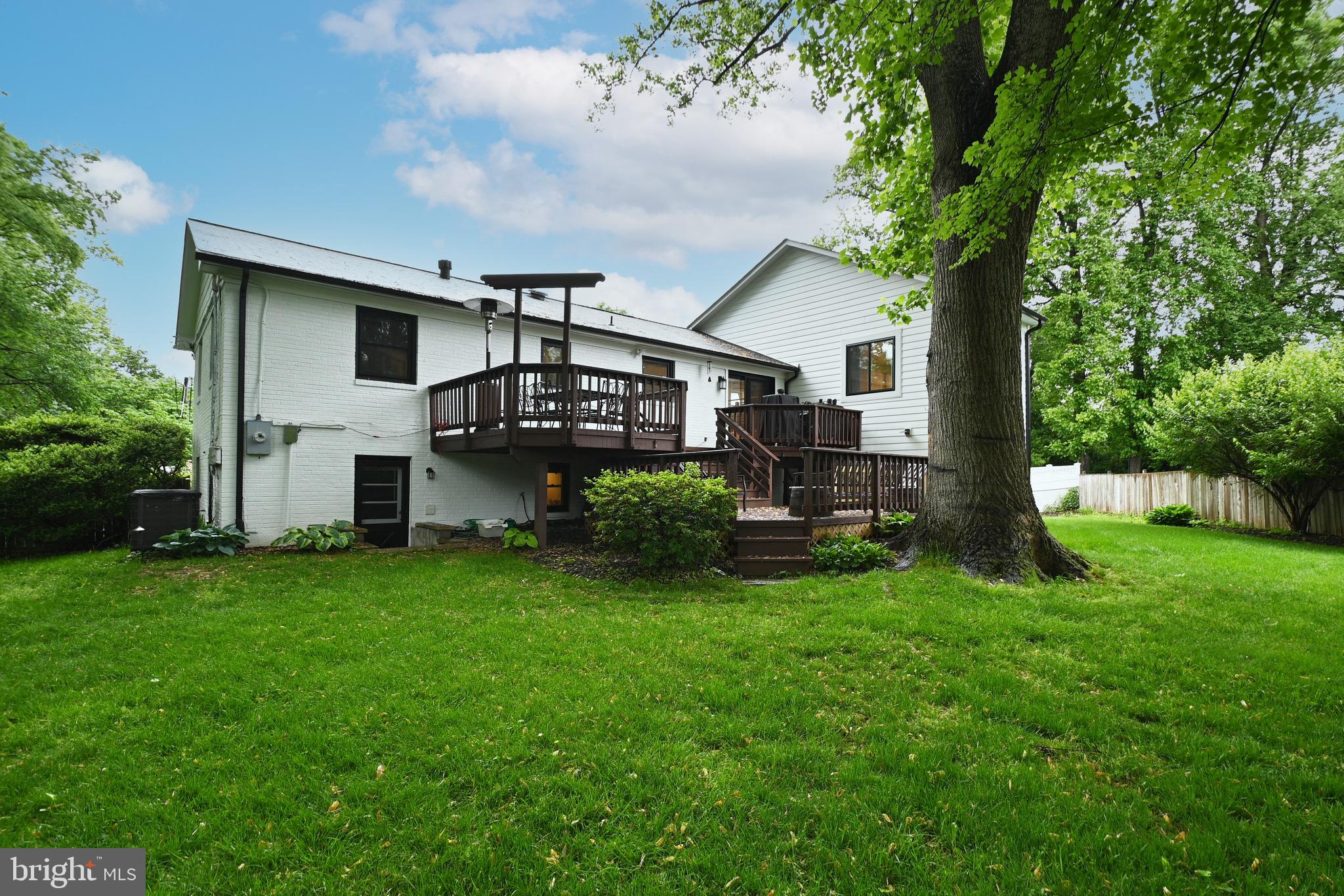 KINGWOOD PARK - Residential Lease