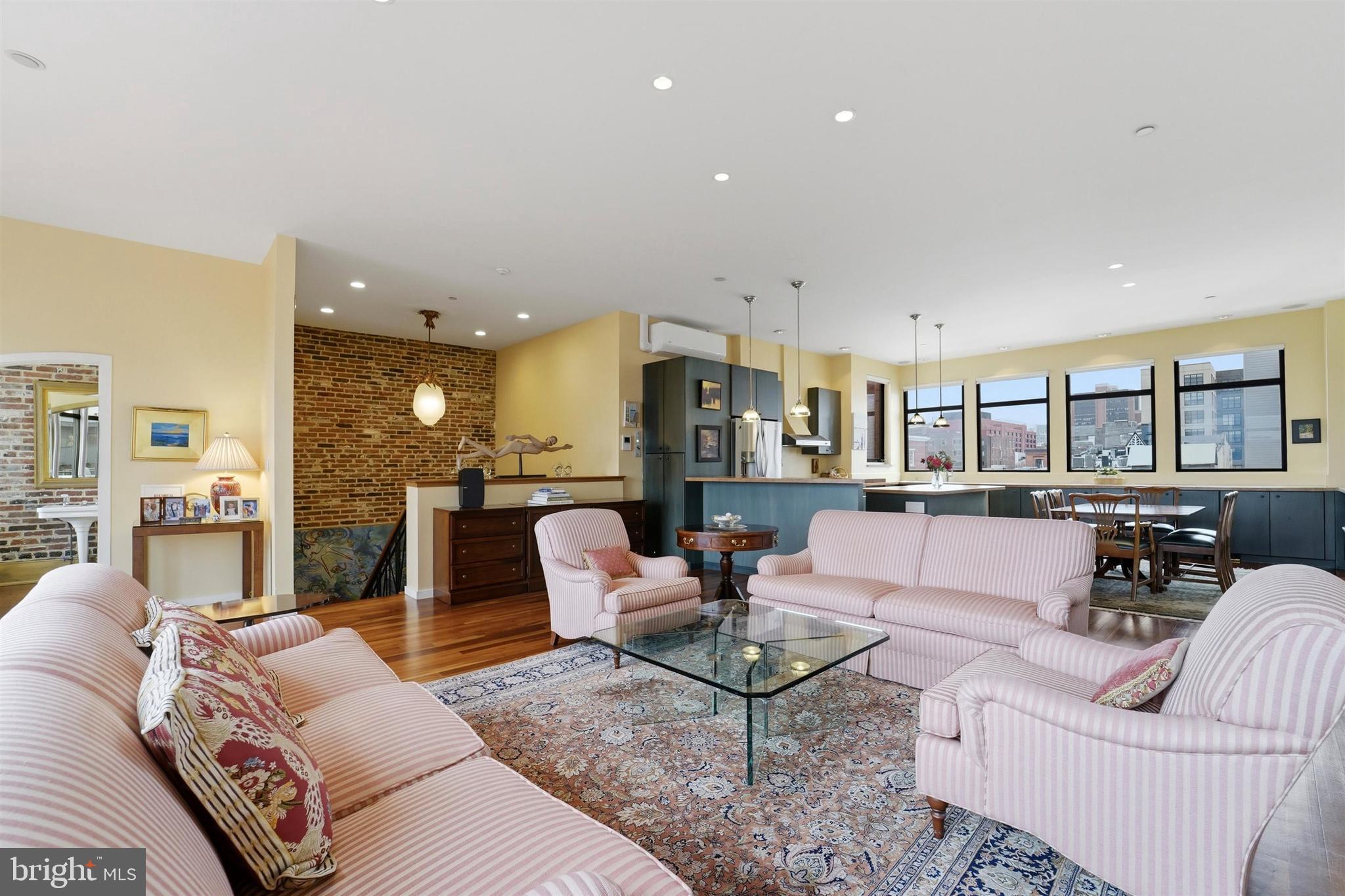 OLD CITY - Residential