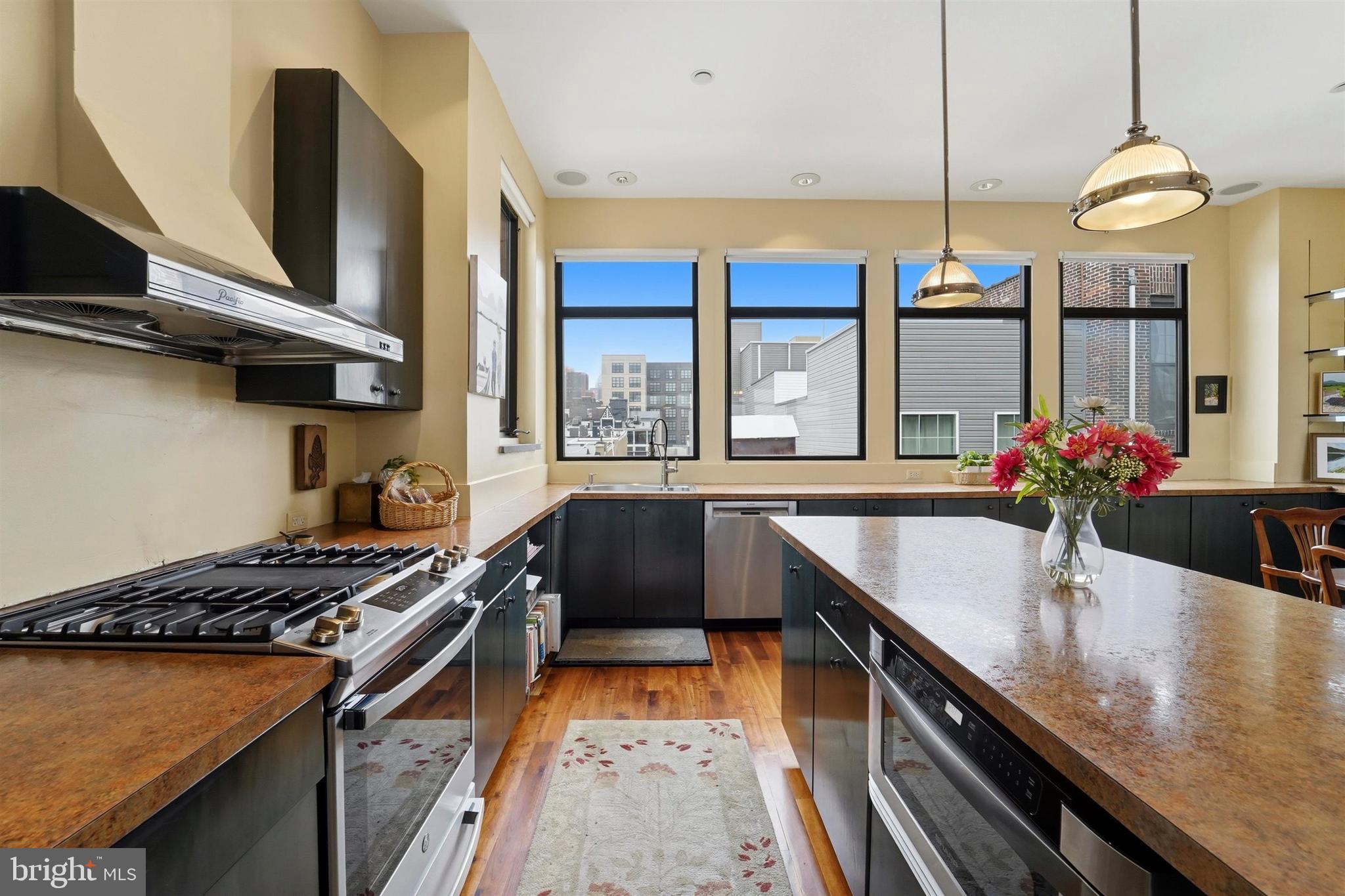 OLD CITY - Residential