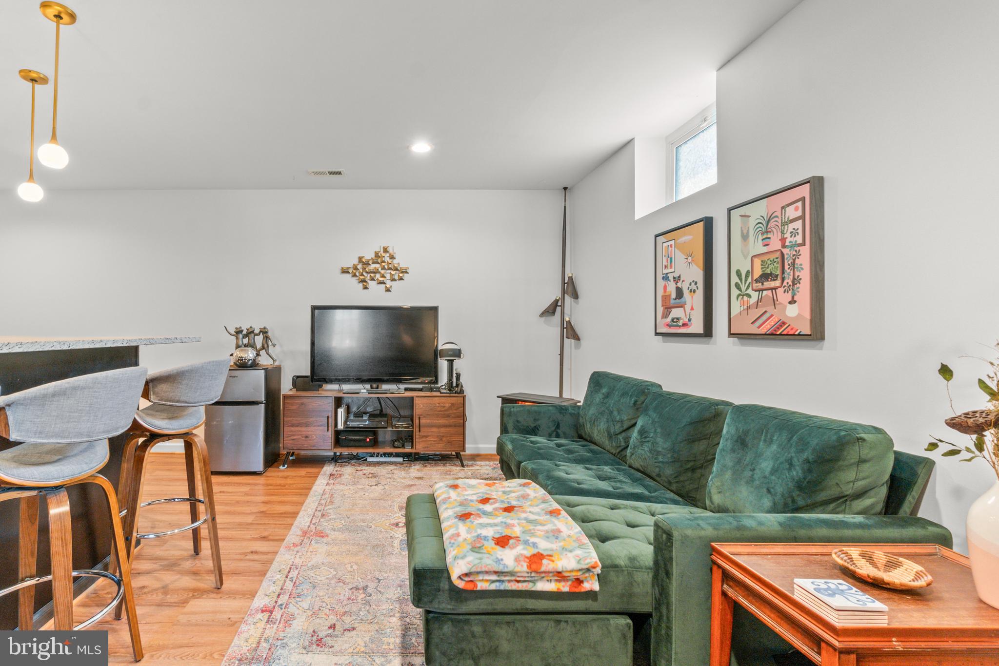 BURLEIGH MANOR - Residential