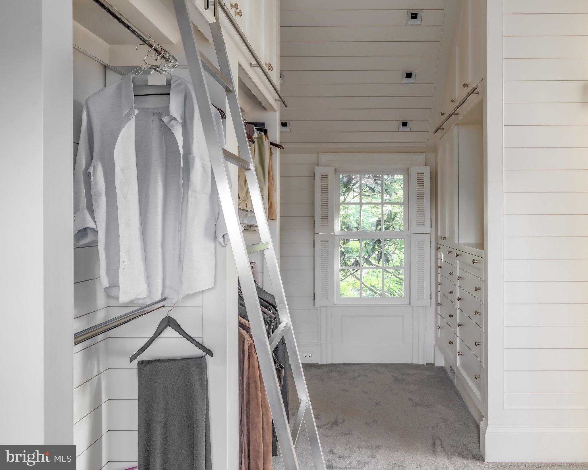 LANGLEY FARMS - Residential