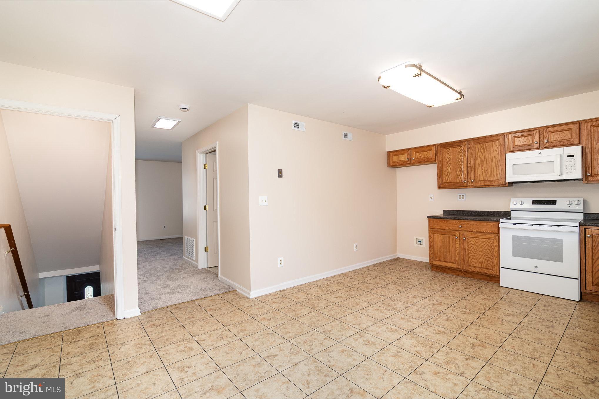 32 WETZEL STREET