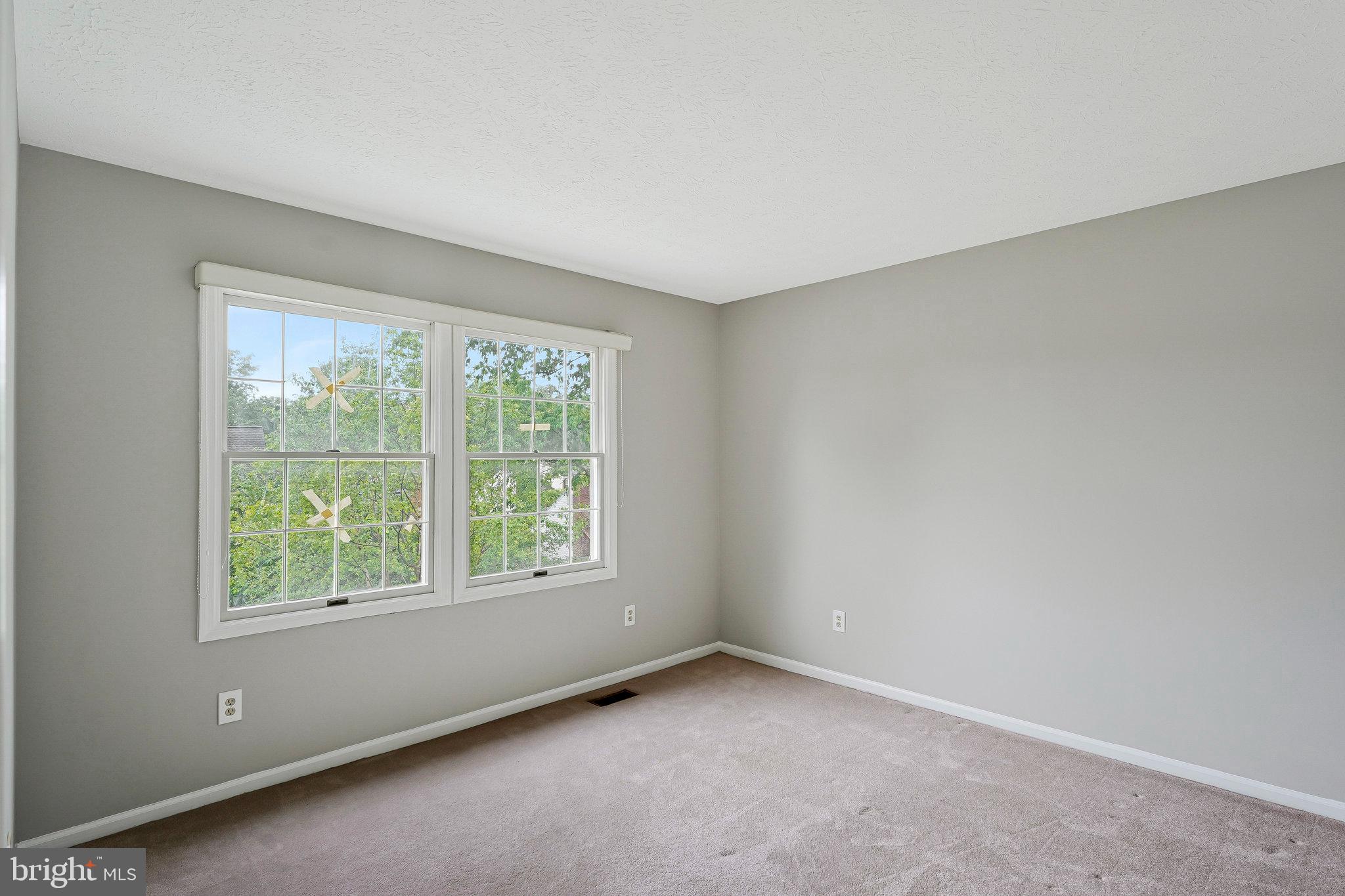 SPRING GROVE FARM - Residential Lease