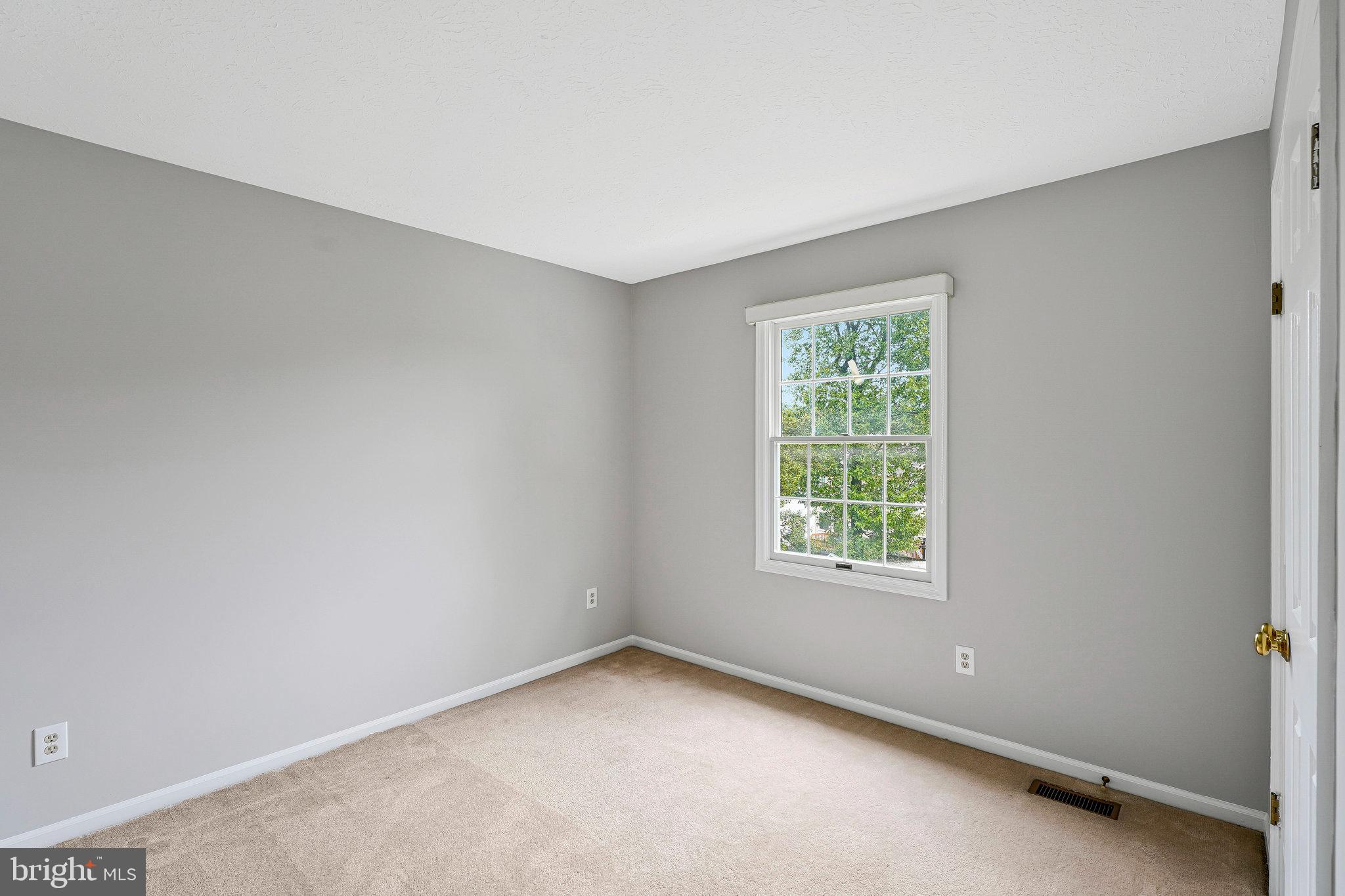 SPRING GROVE FARM - Residential Lease