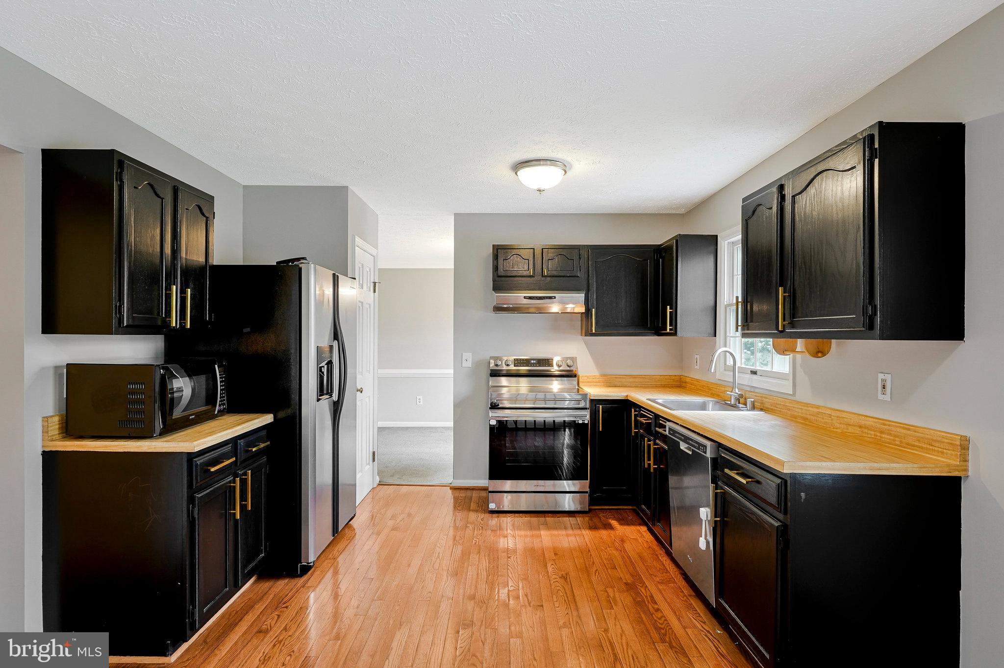 SPRING GROVE FARM - Residential Lease