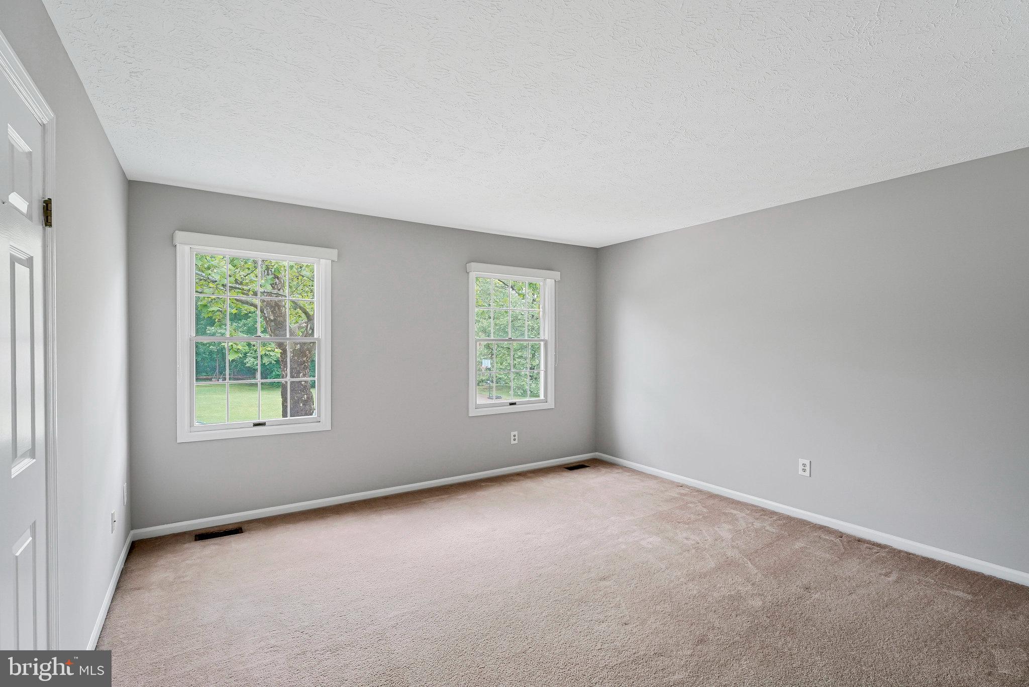 SPRING GROVE FARM - Residential Lease