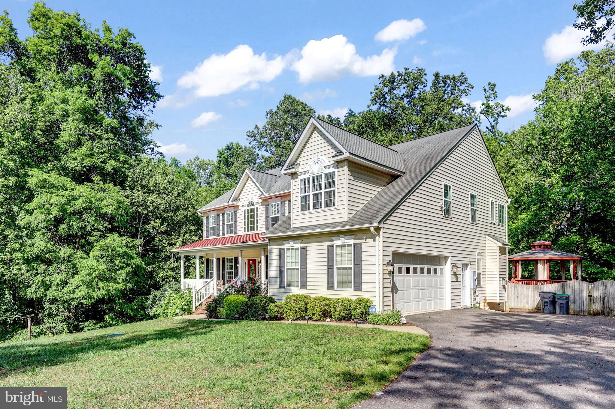 1 ROLLING BROOKE COURT