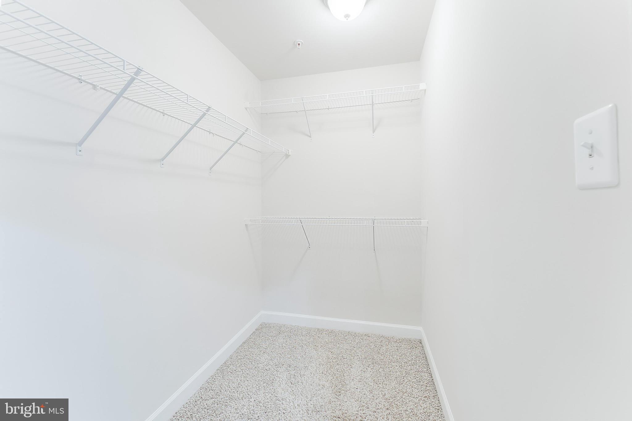 DISCOVERY SQUARE - Residential Lease