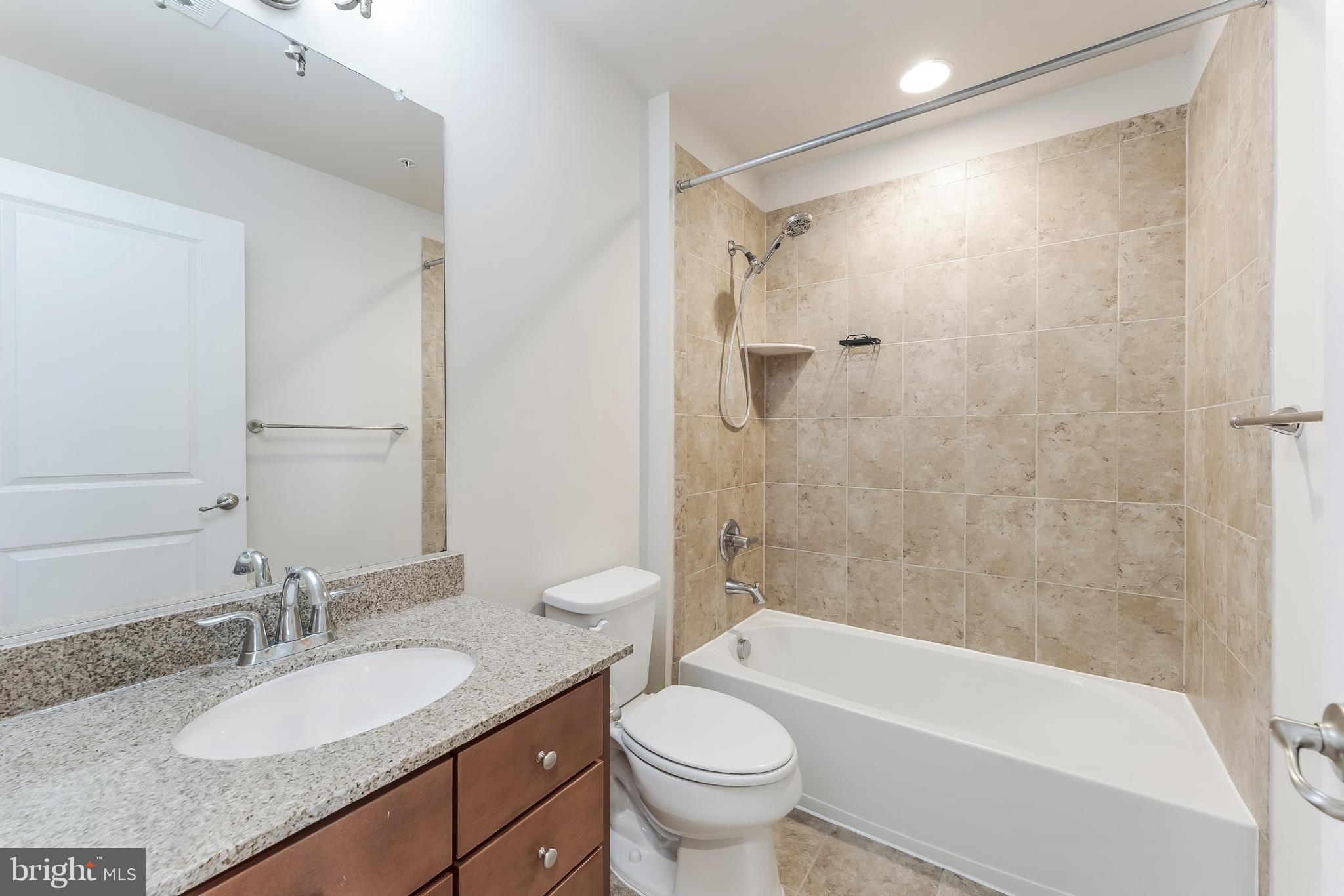 DISCOVERY SQUARE - Residential Lease