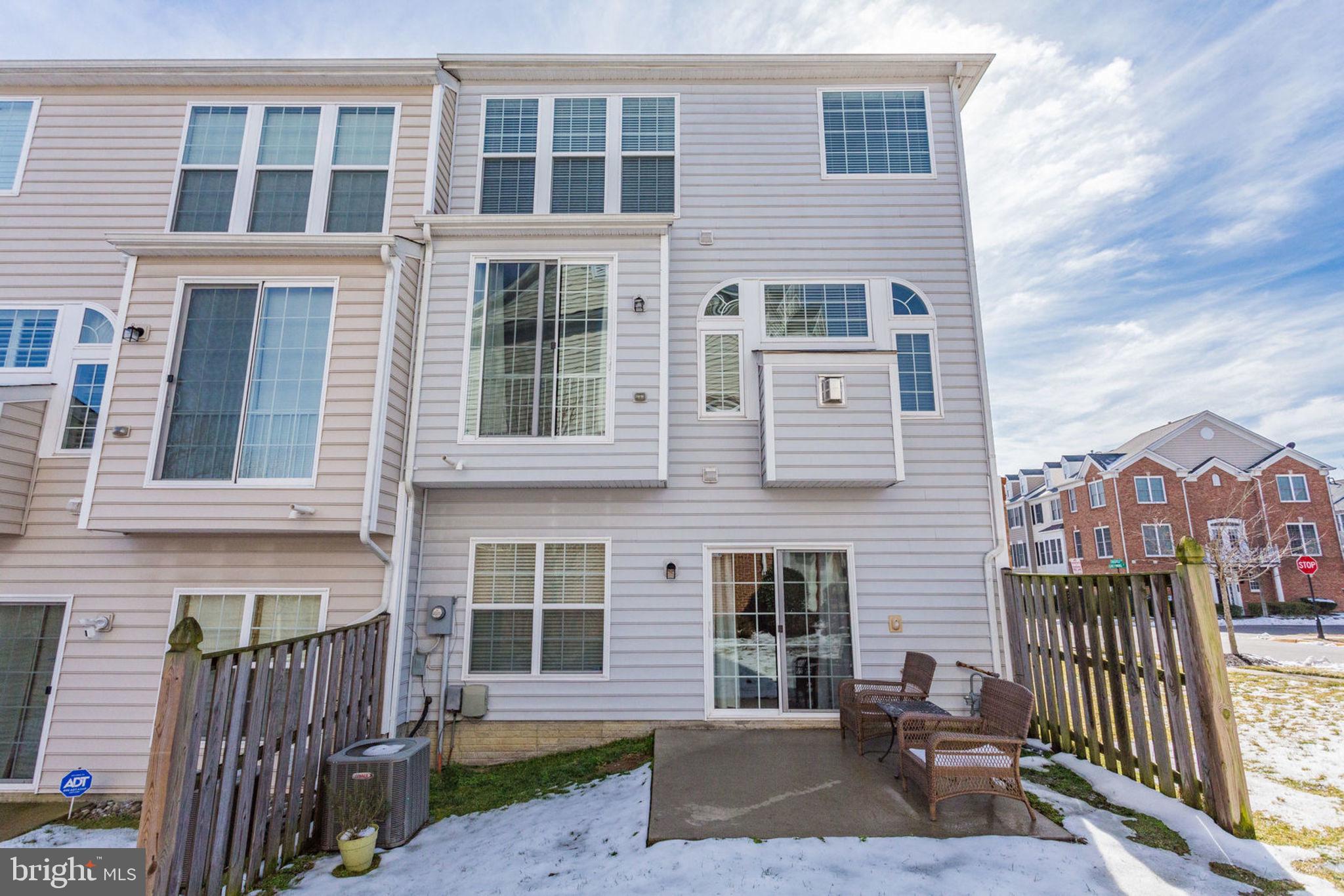 POTOMAC CLUB - Residential