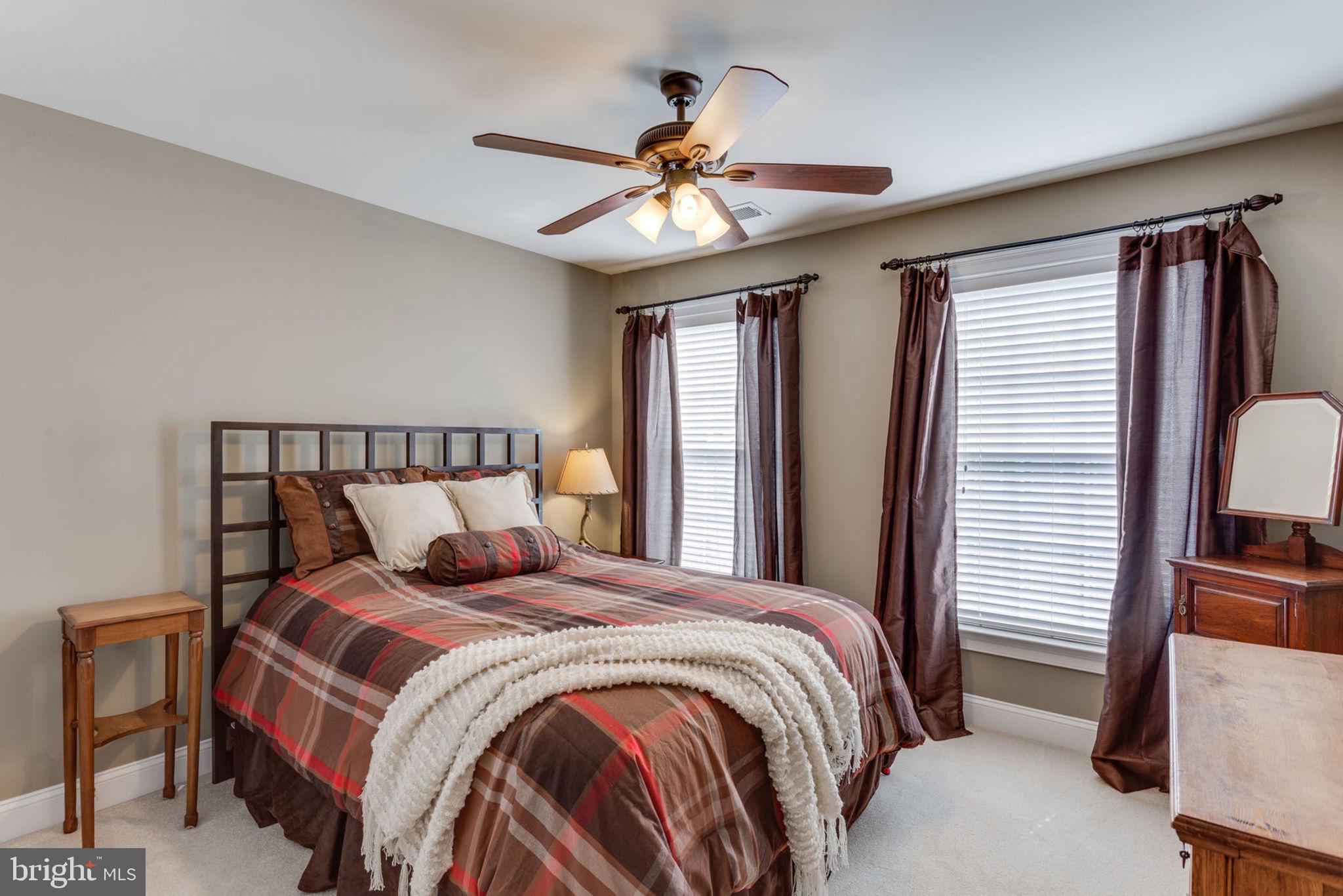 POTOMAC CLUB - Residential