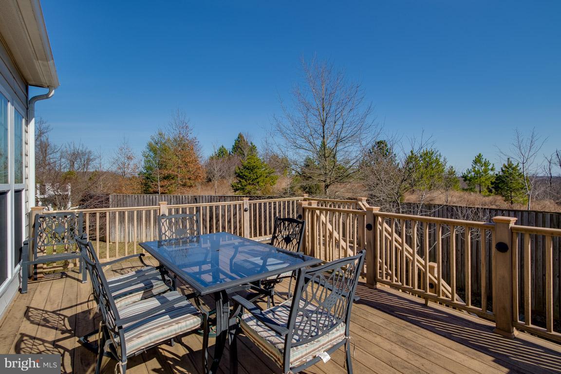 LAUREL HILL LANDBAY - Residential