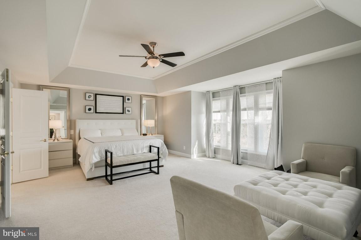 LAUREL HILL LANDBAY - Residential