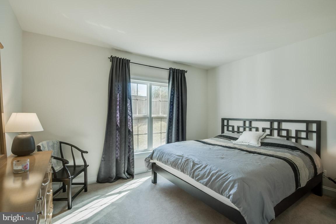 LAUREL HILL LANDBAY - Residential