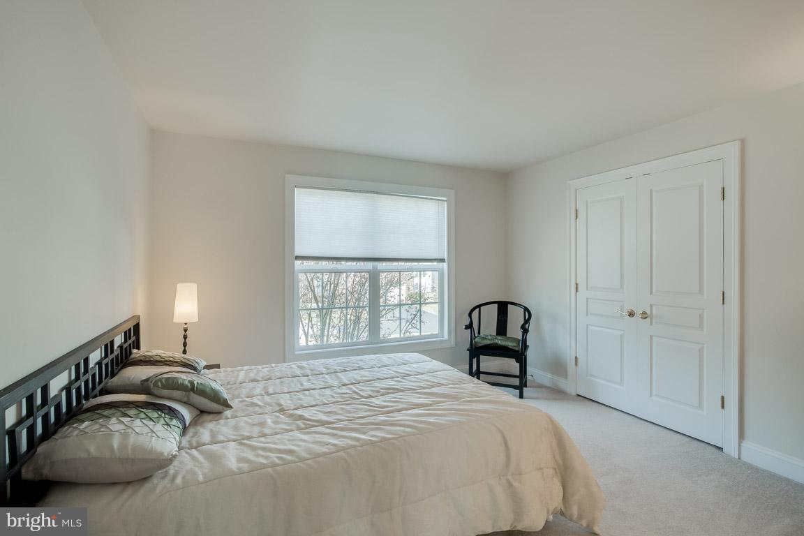 LAUREL HILL LANDBAY - Residential