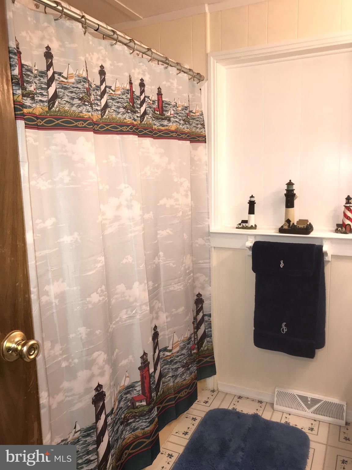 WESTMORELAND SHORES - Residential