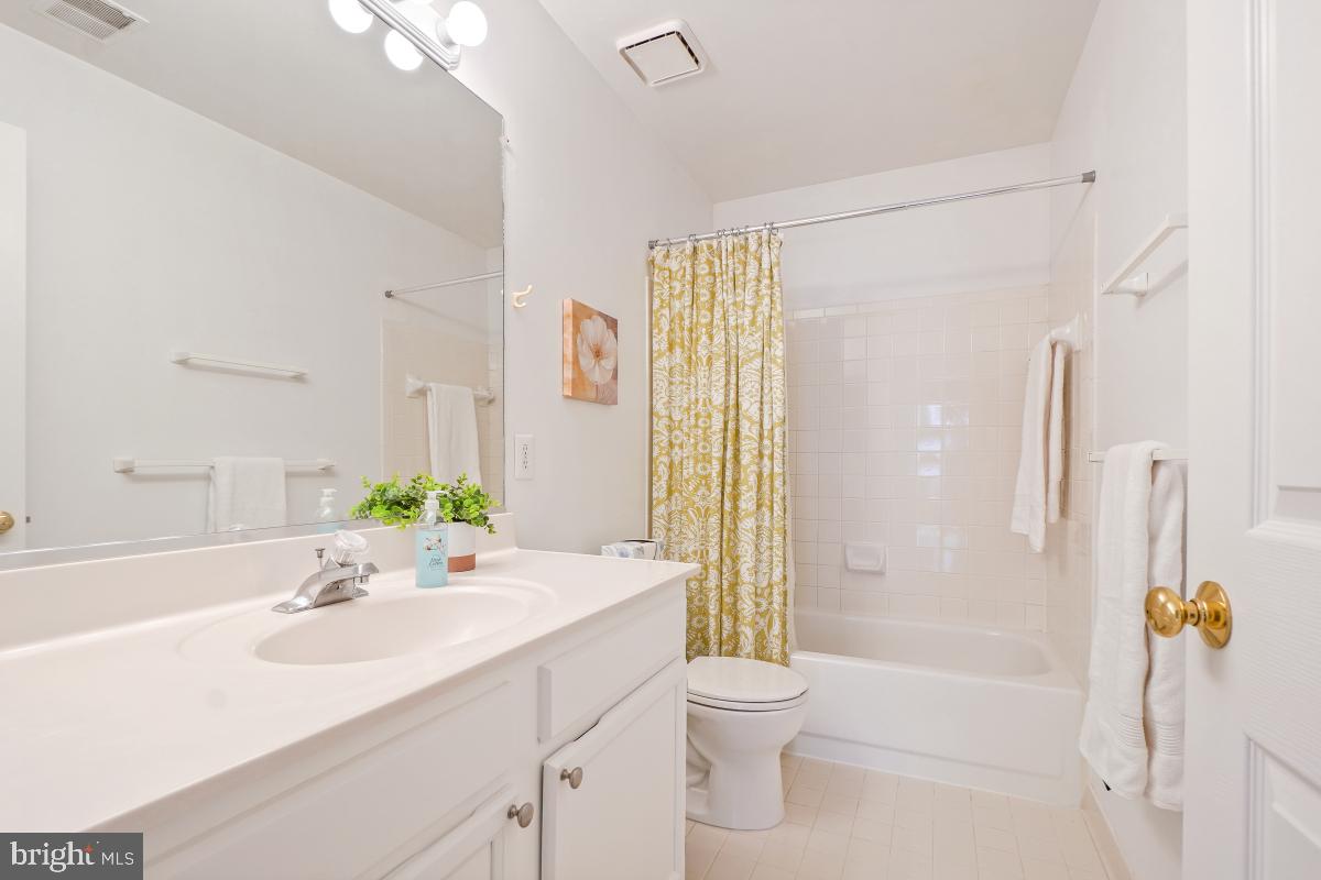 ARROWOOD - Residential