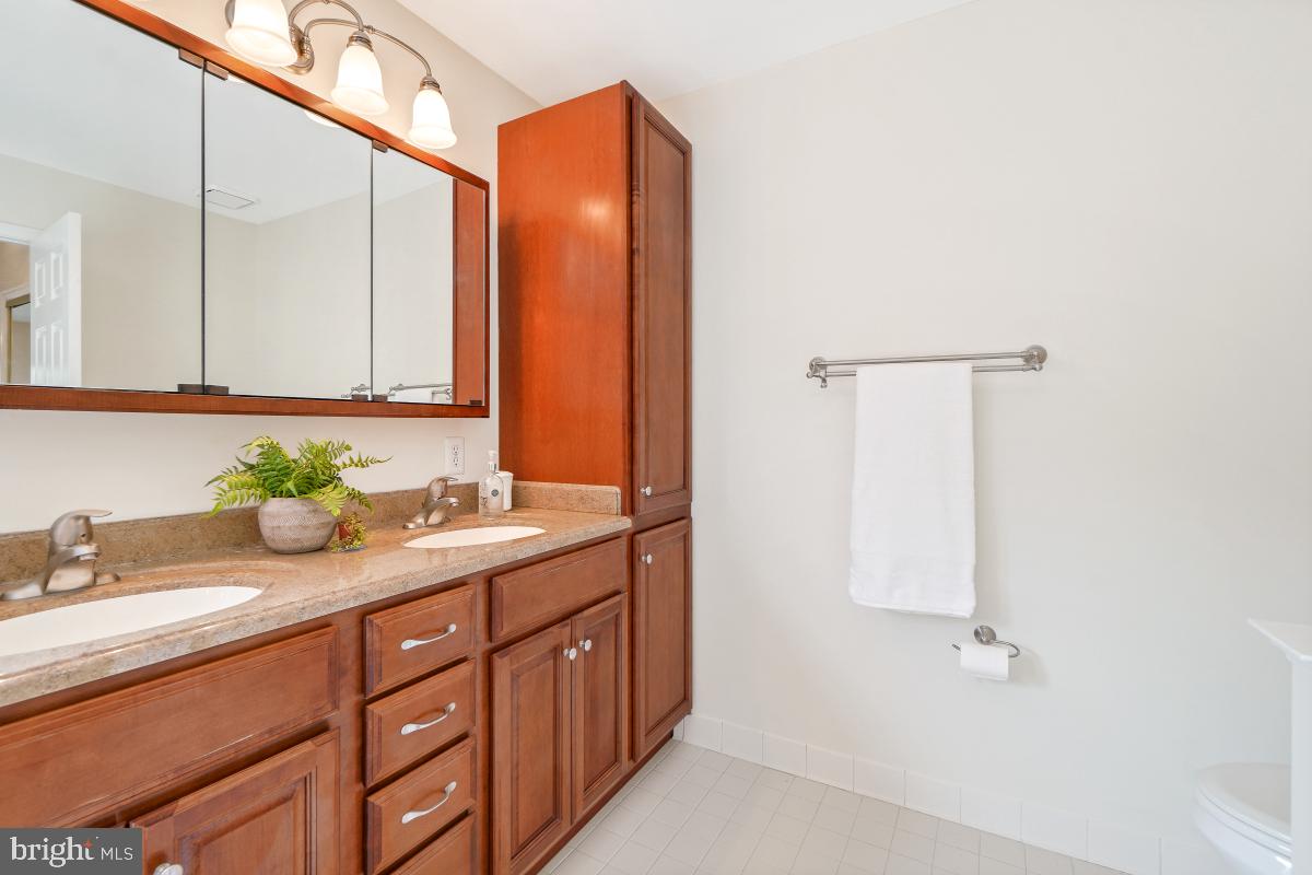 ARROWOOD - Residential