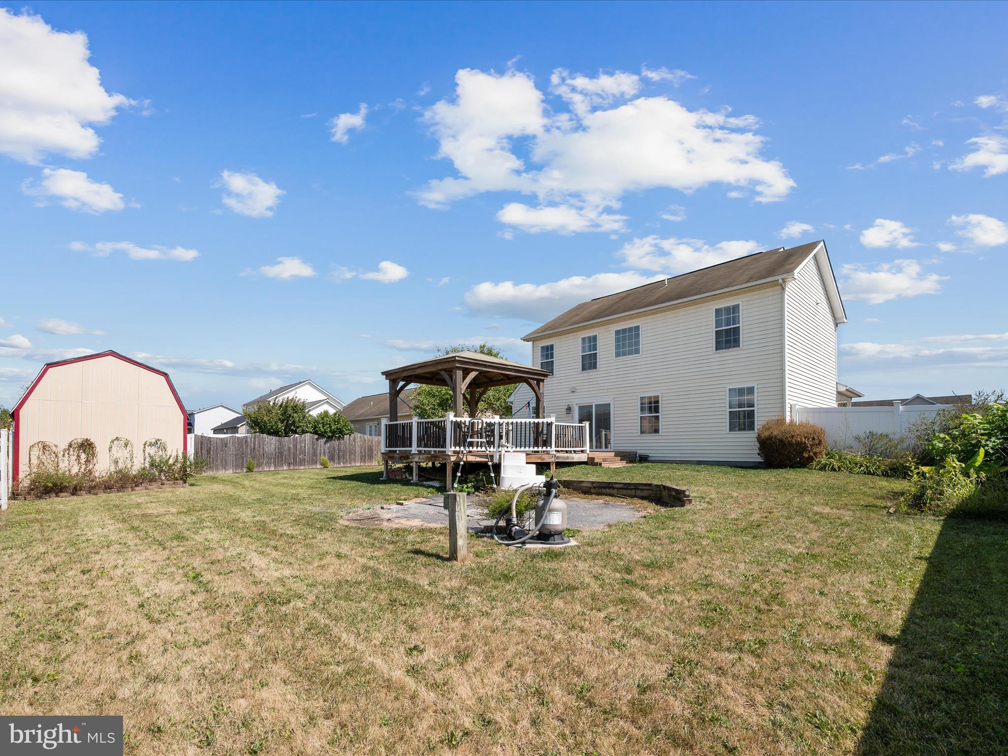 SPRING HILL - Residential