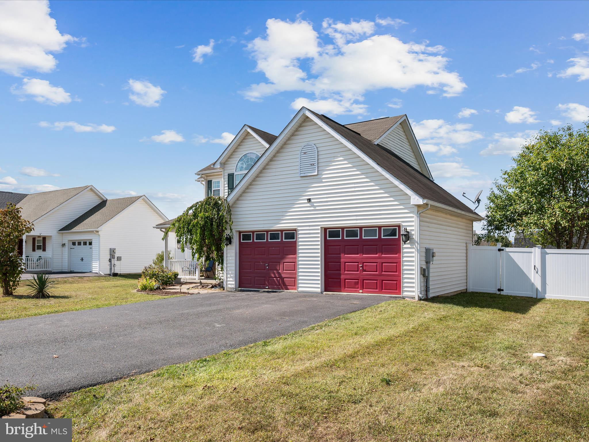 SPRING HILL - Residential