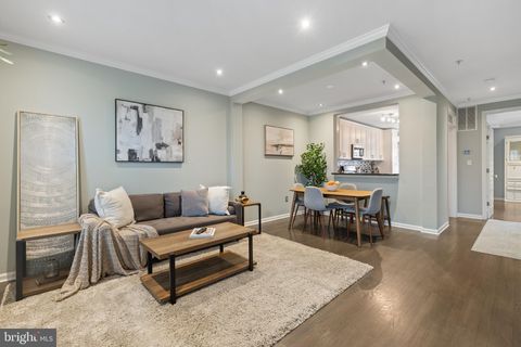 Photo of 1613 Potomac Greens Drive #A, ALEXANDRIA, VA 22314 (MLS # VAAX2052606)